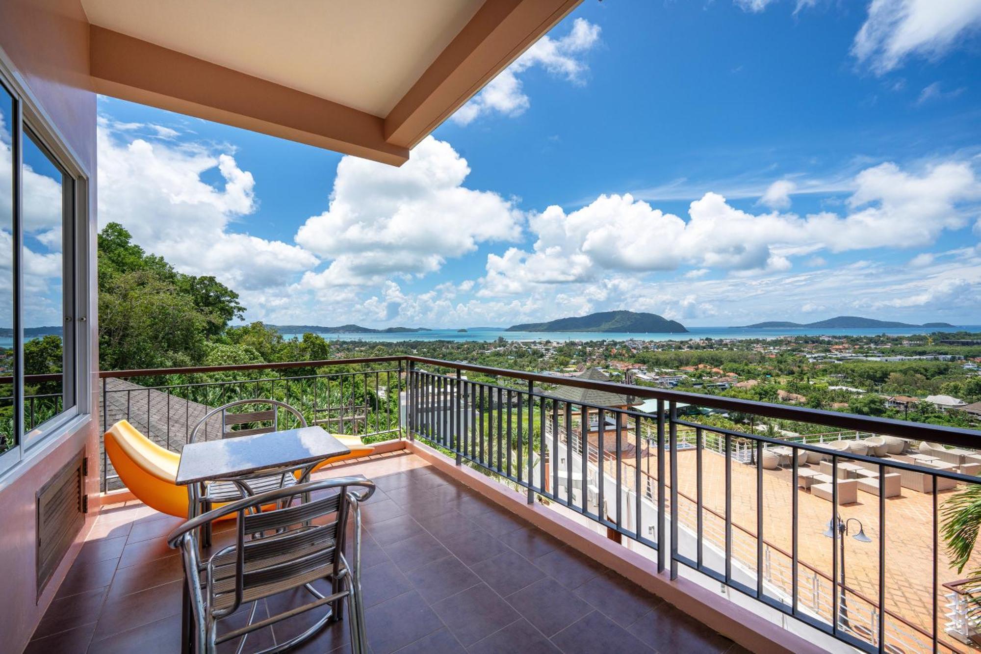 King Suite with Sea View