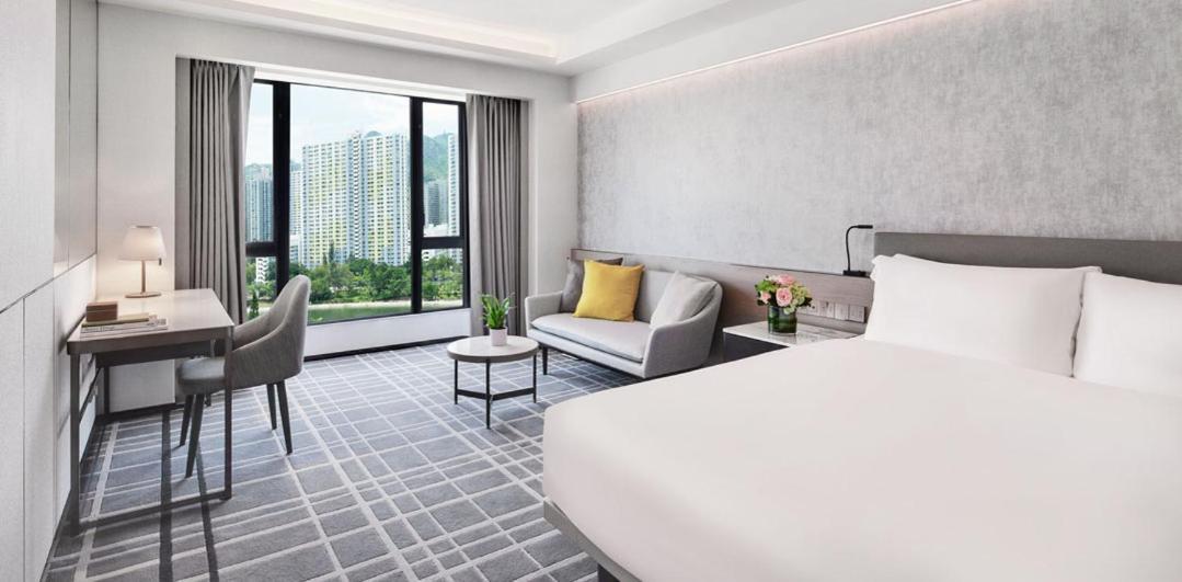 Premier Room