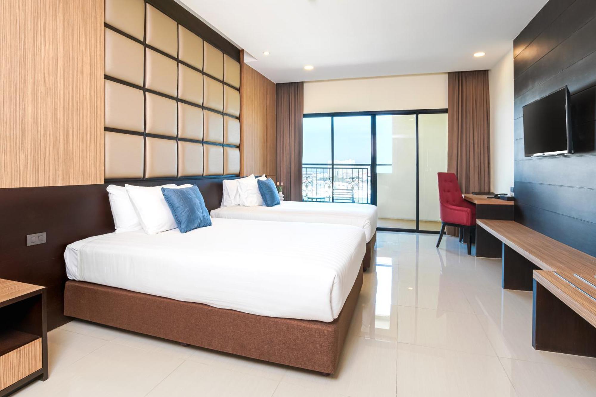 Family Suite Balcony