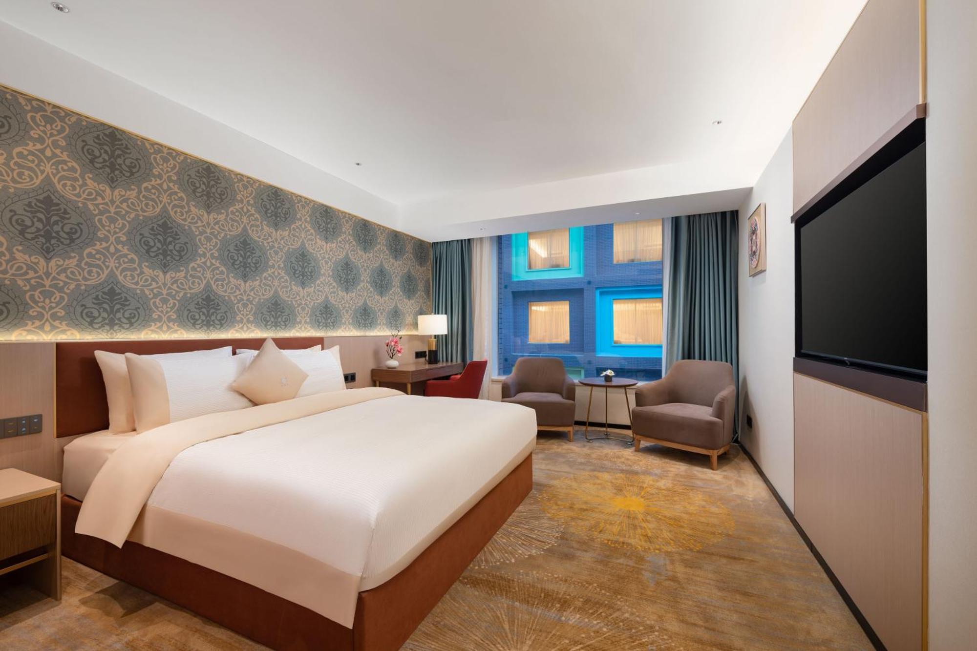 Elegant King Room,1552755823:JPEG