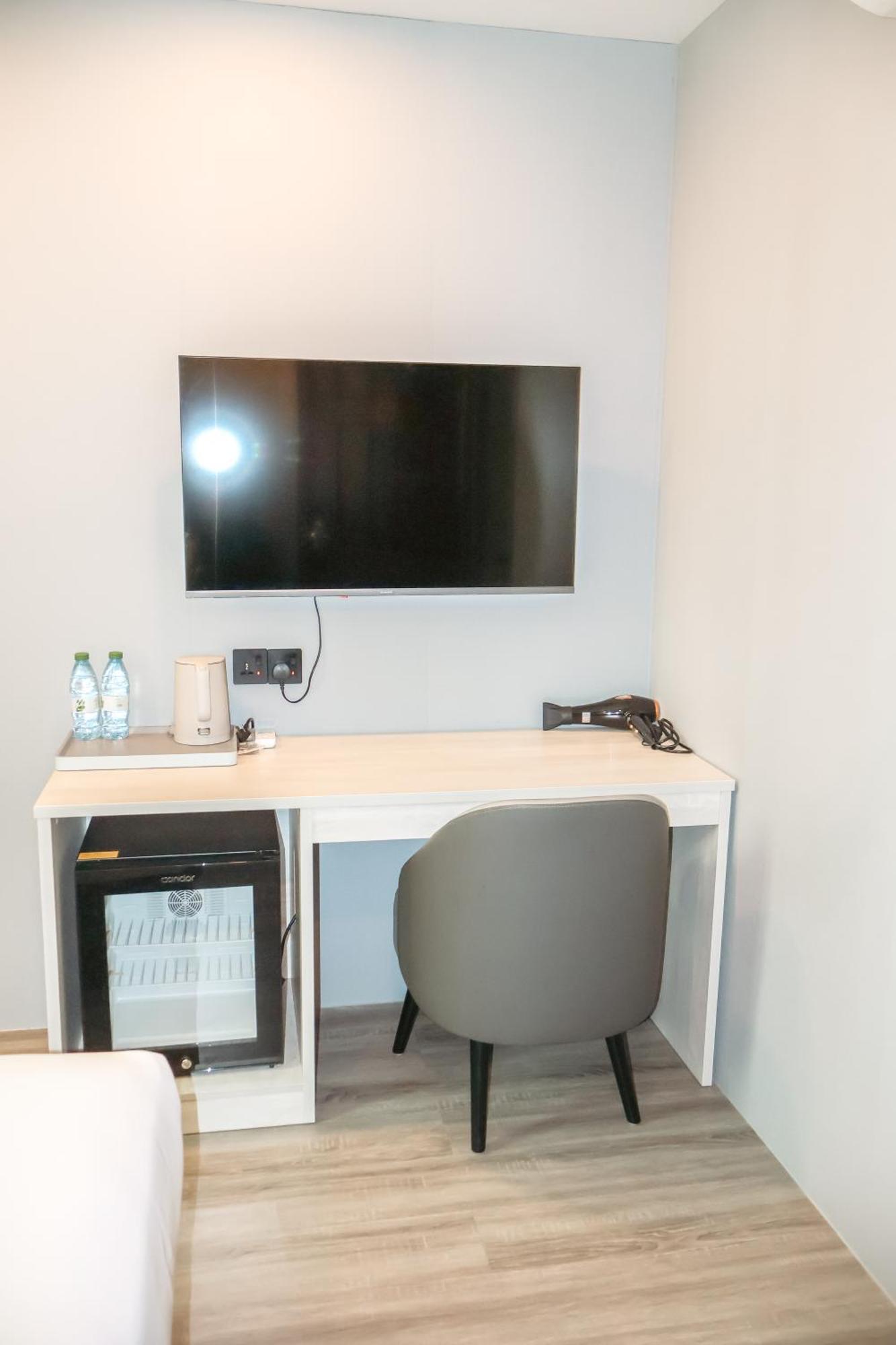 Camera Matrimoniale Deluxe con Trasferimento Aeroportuale Gratuito