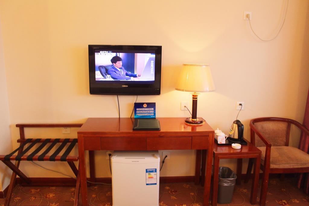Doppel- oder Zweibettzimmer