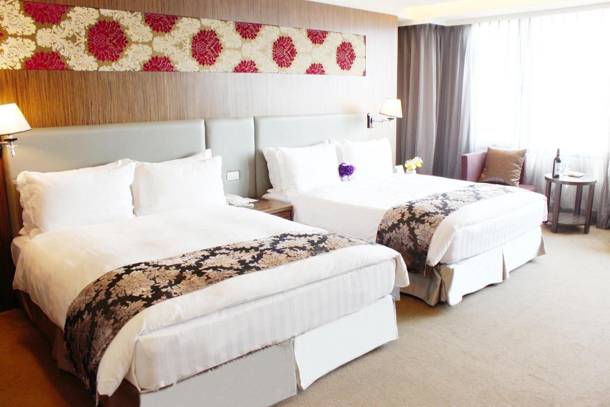 Superior Quadruple Room Zhao Yin Buling