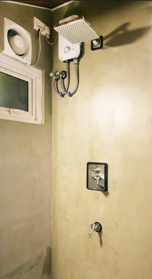 Deluxe Single Room,1596922827:JPEG