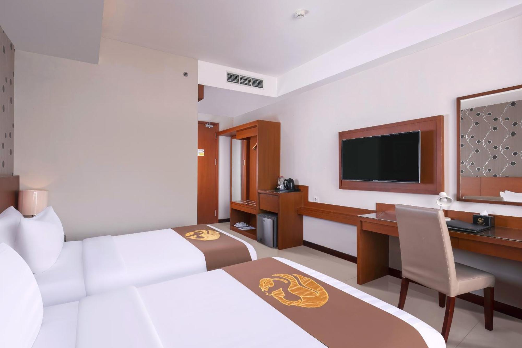 Deluxe Double or Twin Room
