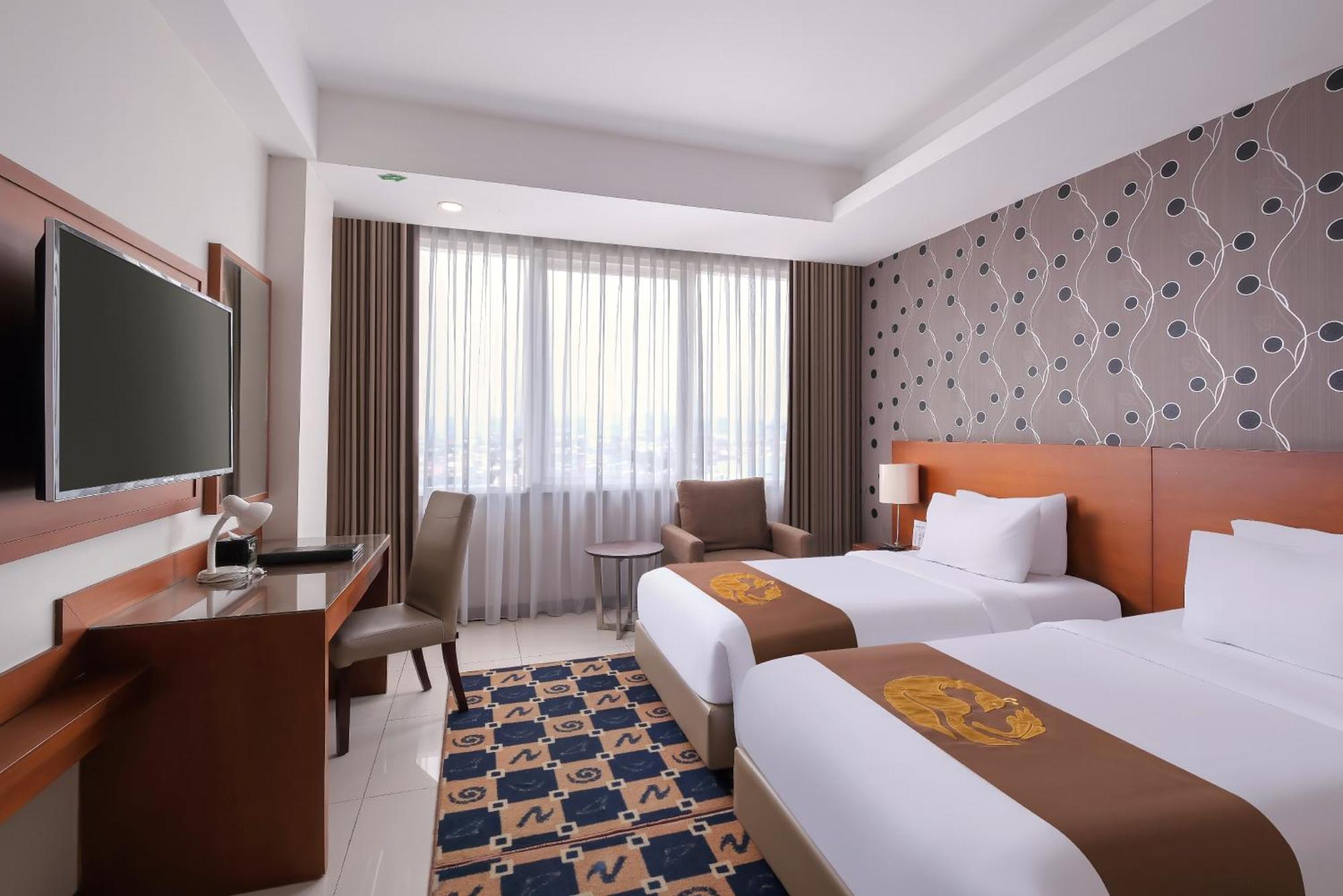 Deluxe Double or Twin Room