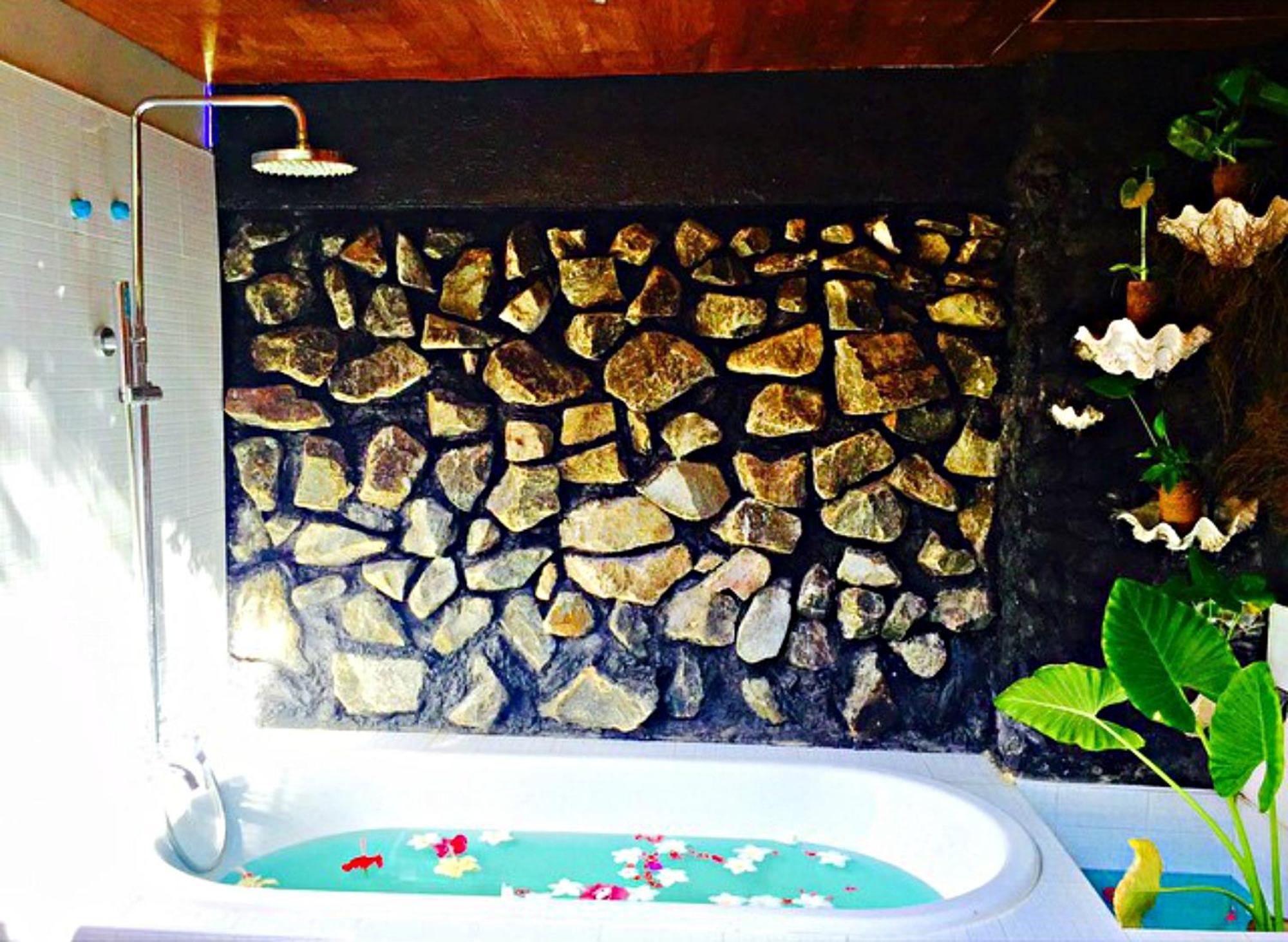 Family Room Open Shower