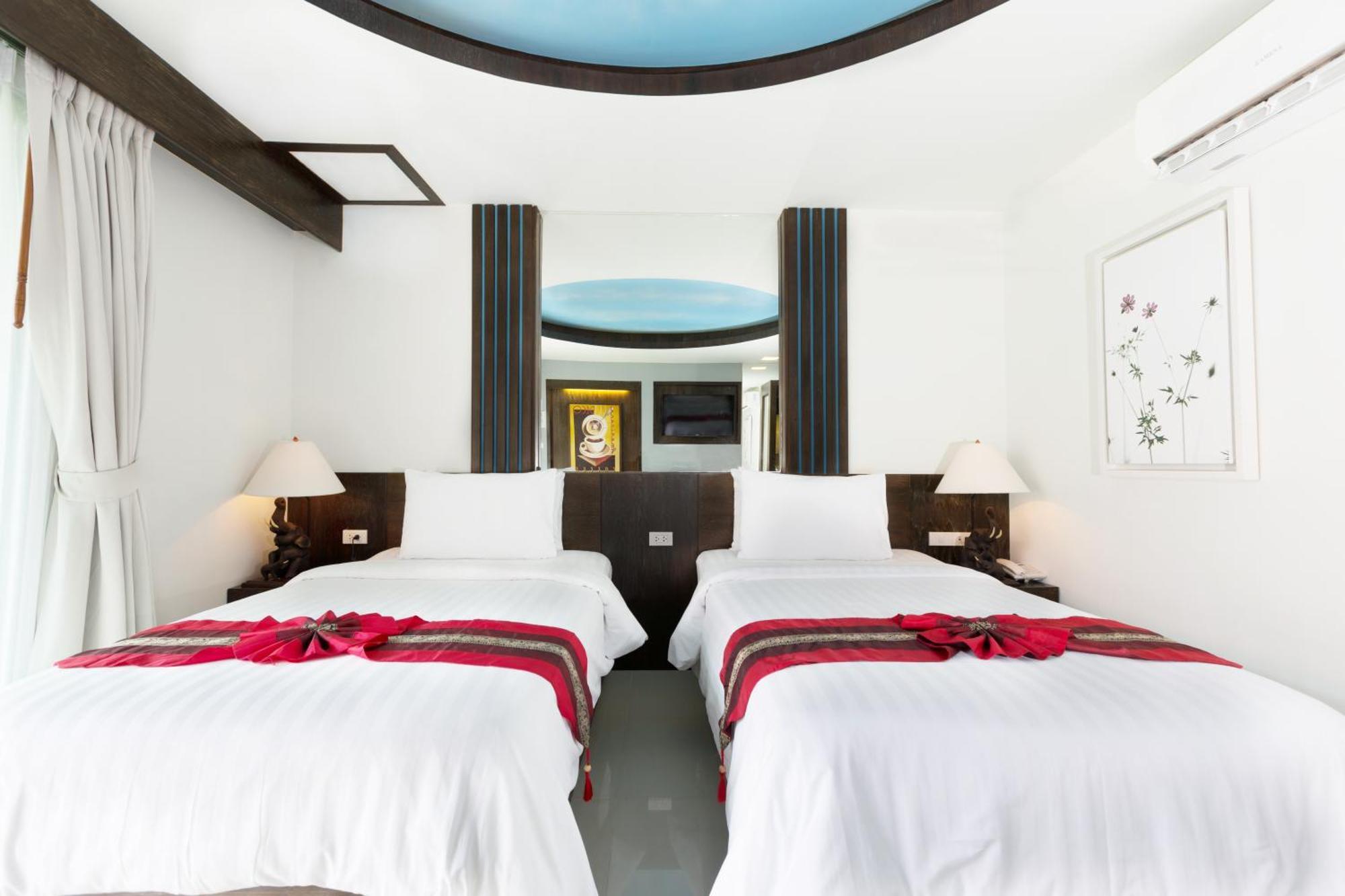 Deluxe Double or Twin Room