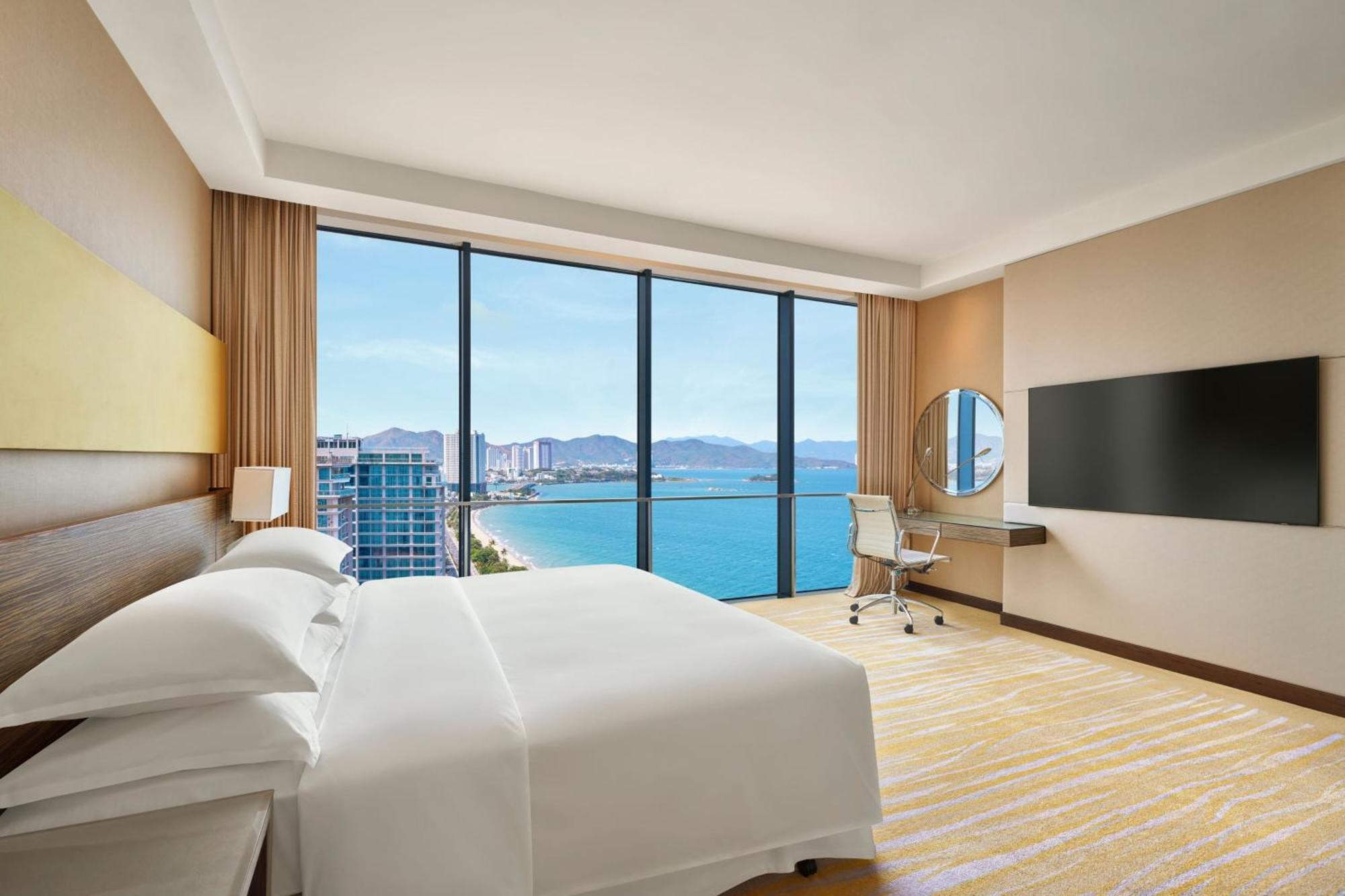 Two-Bedroom Apartment Ocean View High Floor
