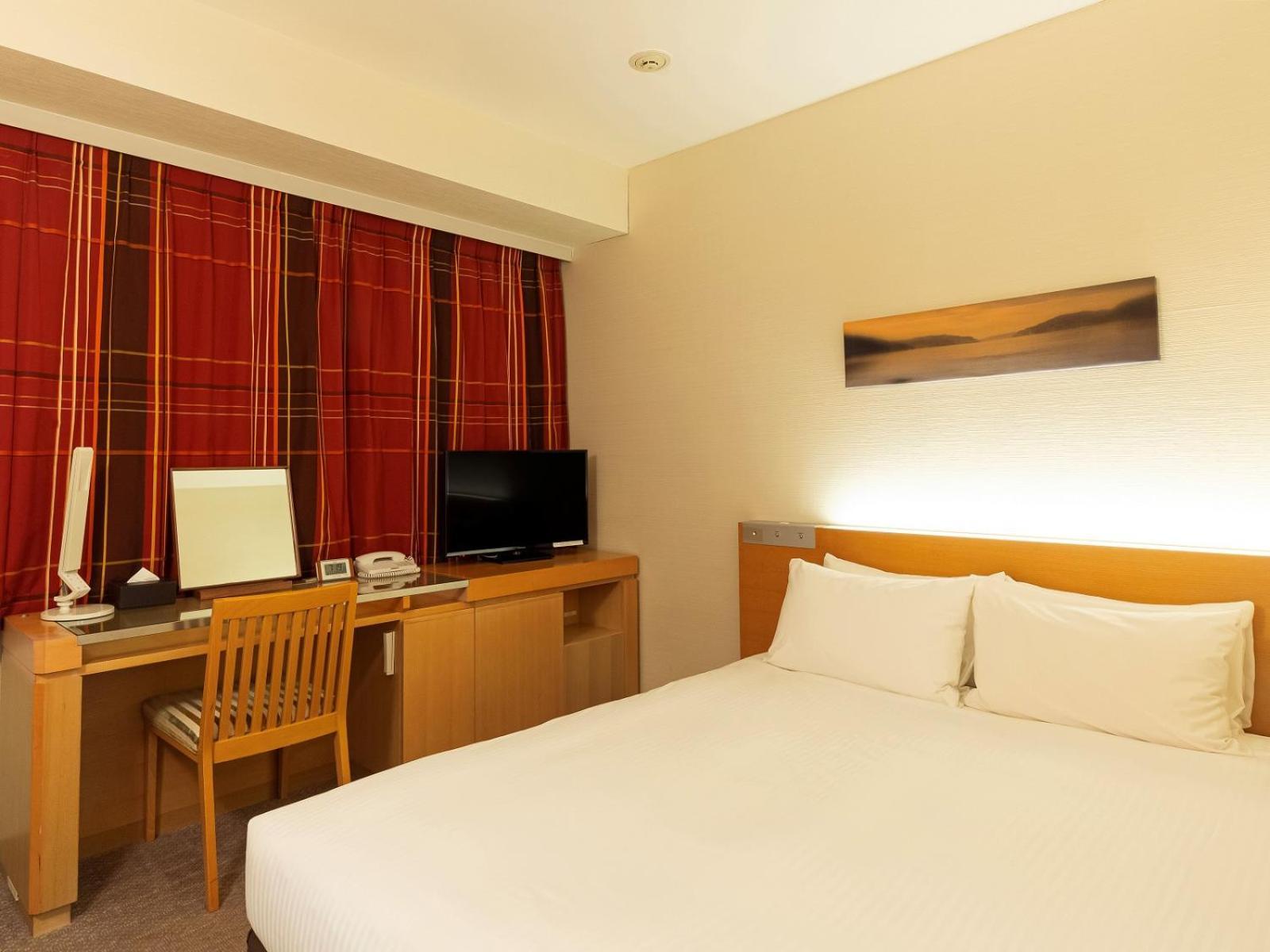 Small Double Room - Non-Smoking