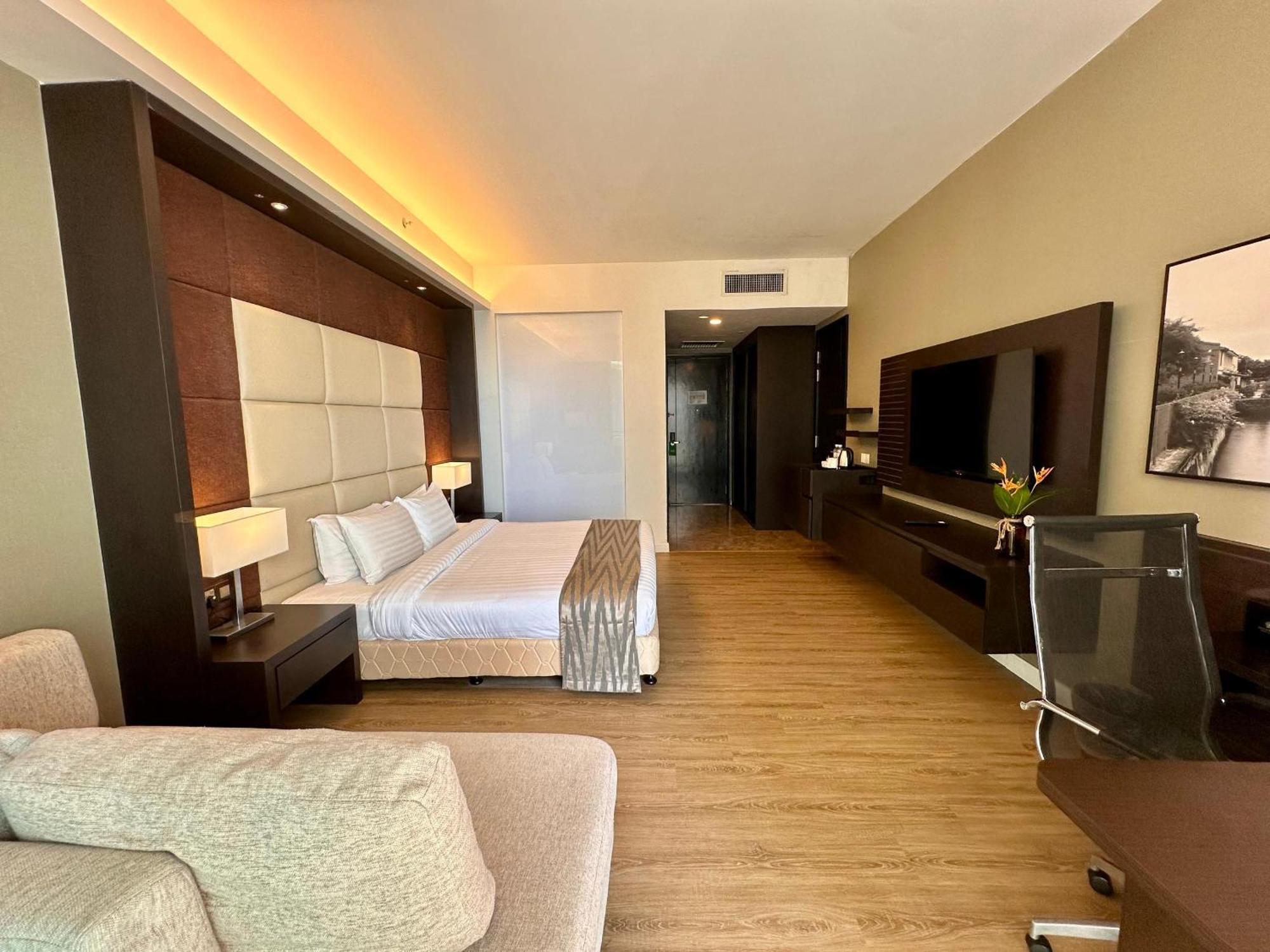 Deluxe Plus Room