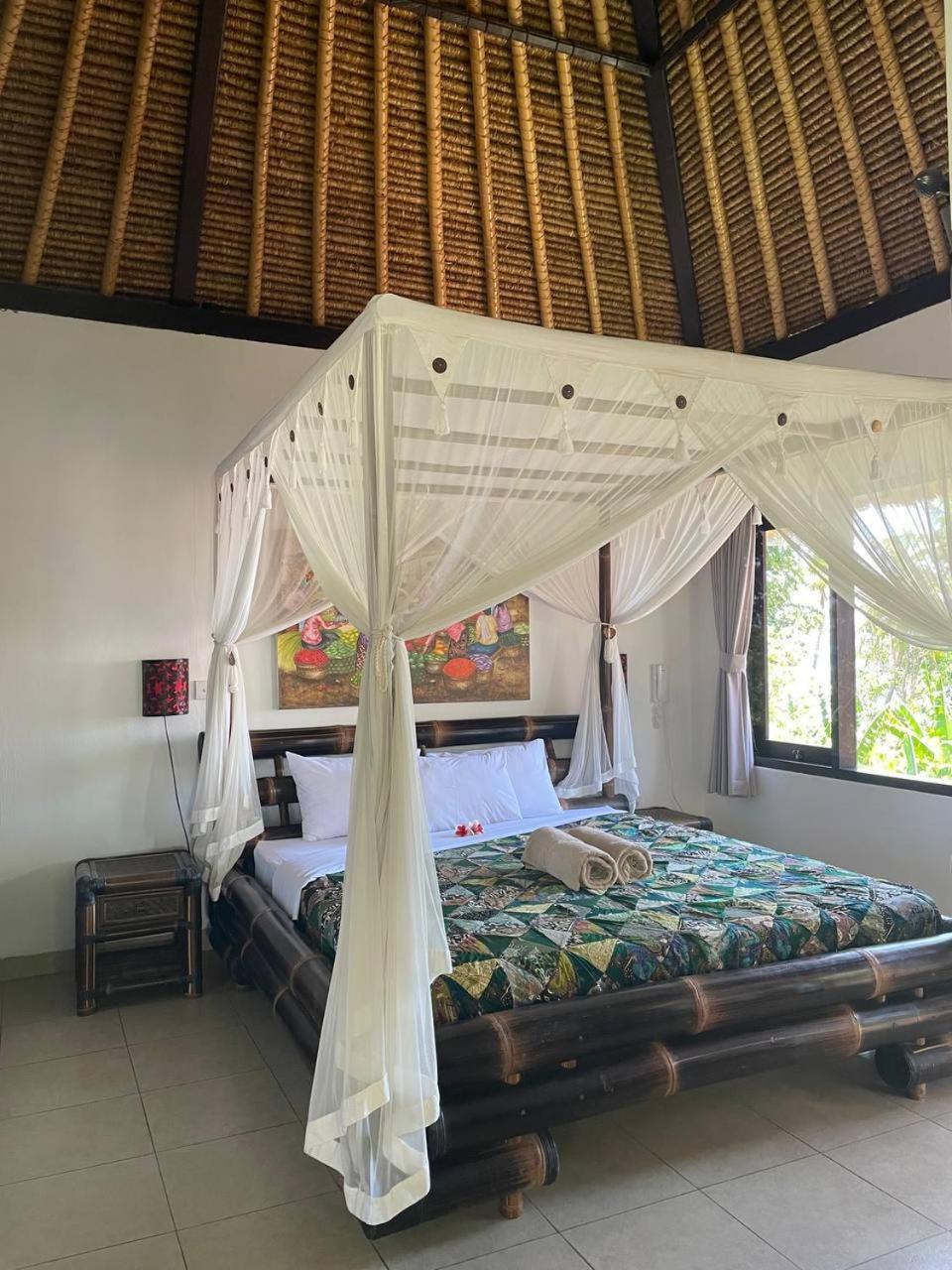 One-Bedroom Bungalow