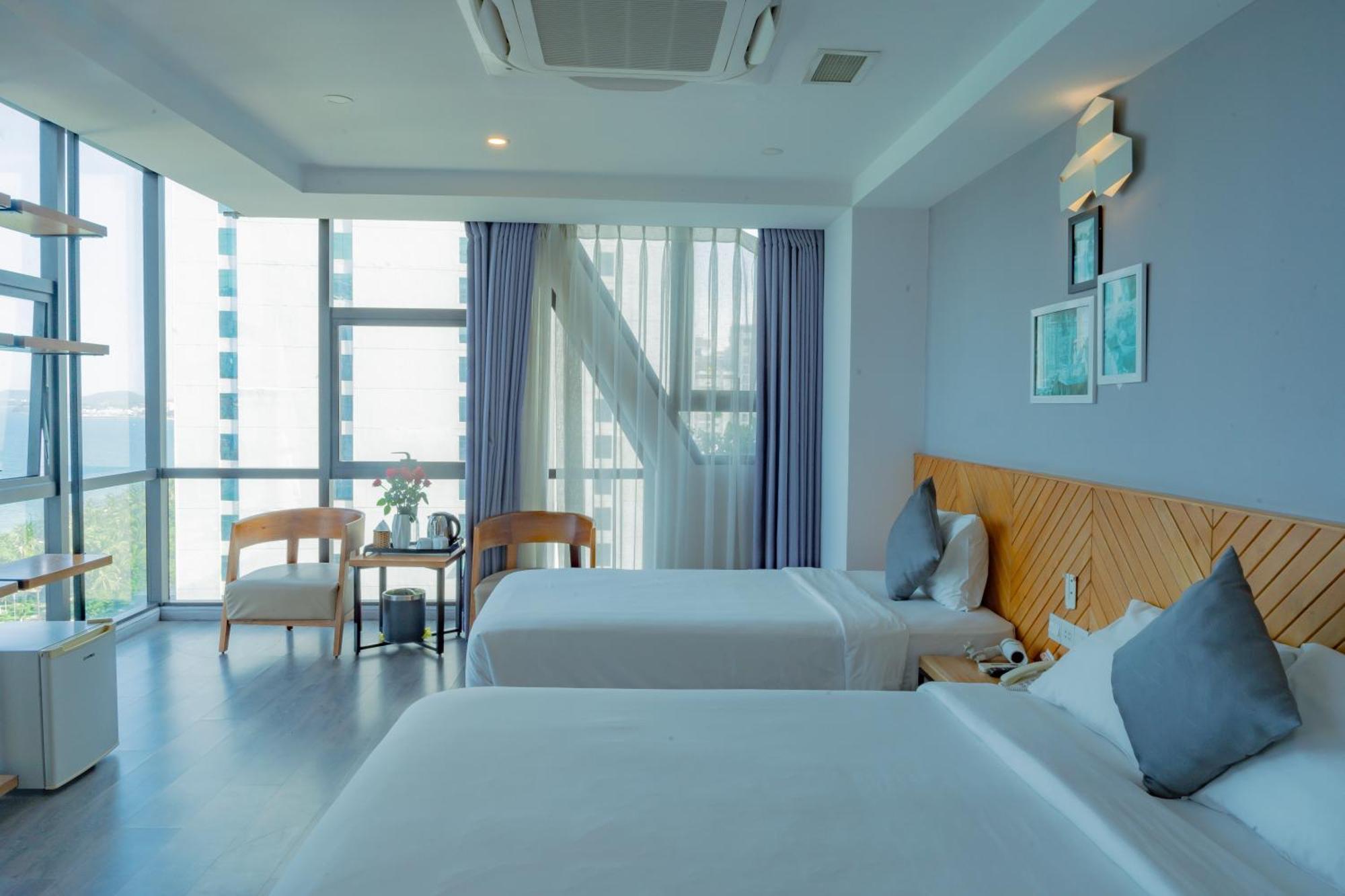 Senior Deluxe Room Sea View