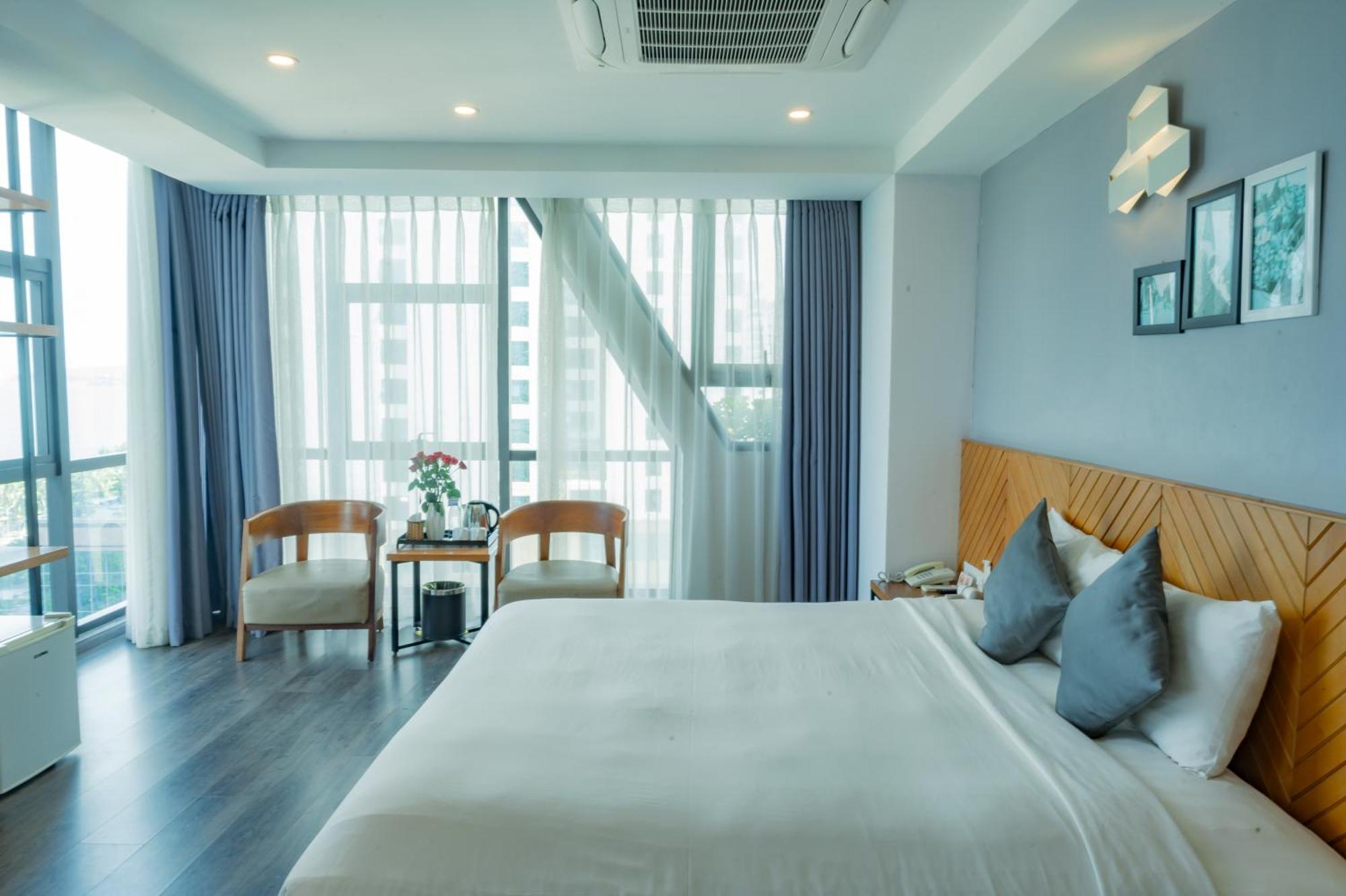 Senior Deluxe Room Sea View