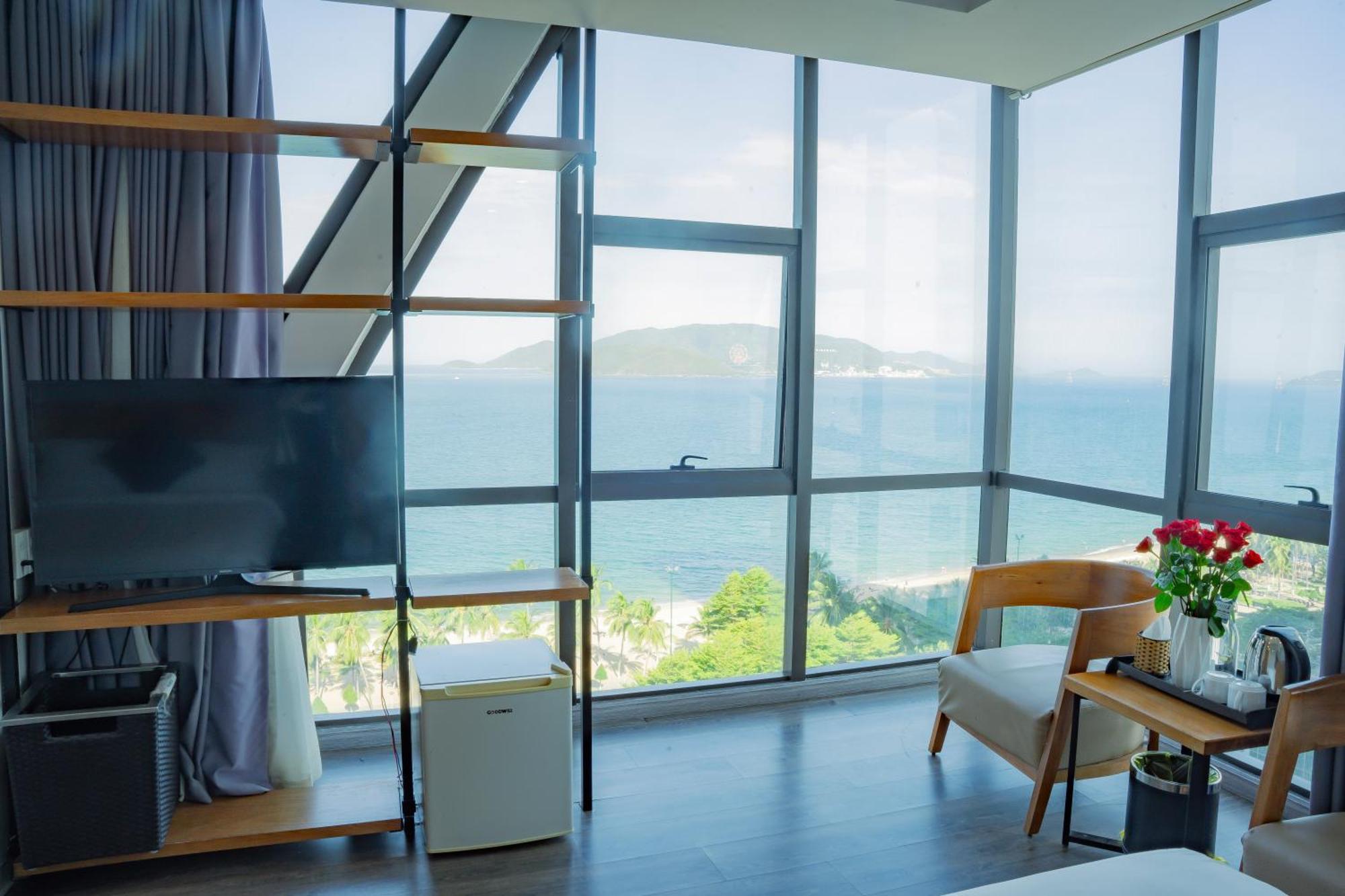 Senior Deluxe Room Sea View