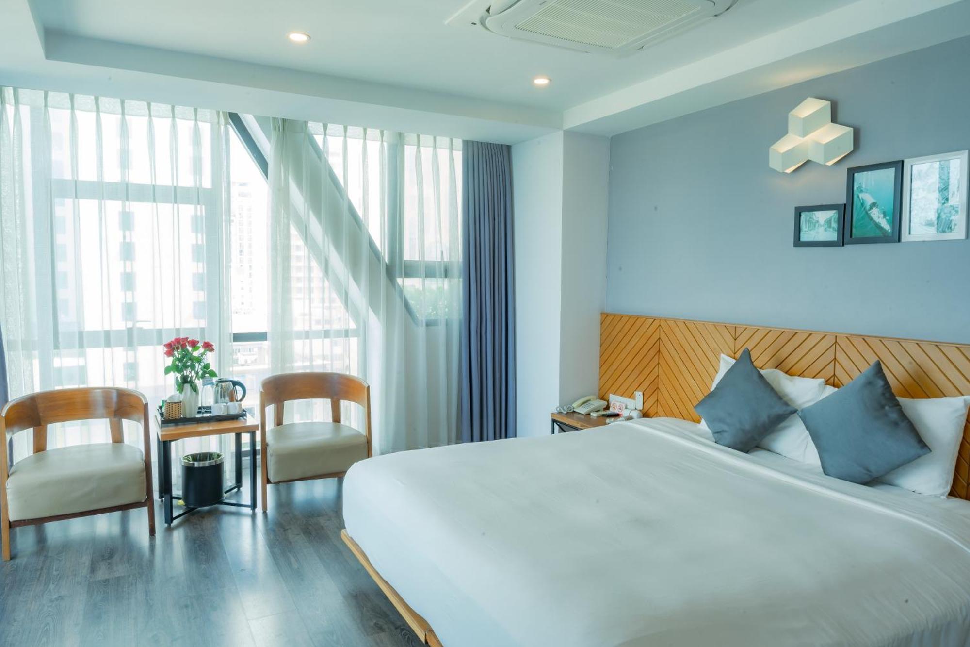 Senior Deluxe Room Sea View