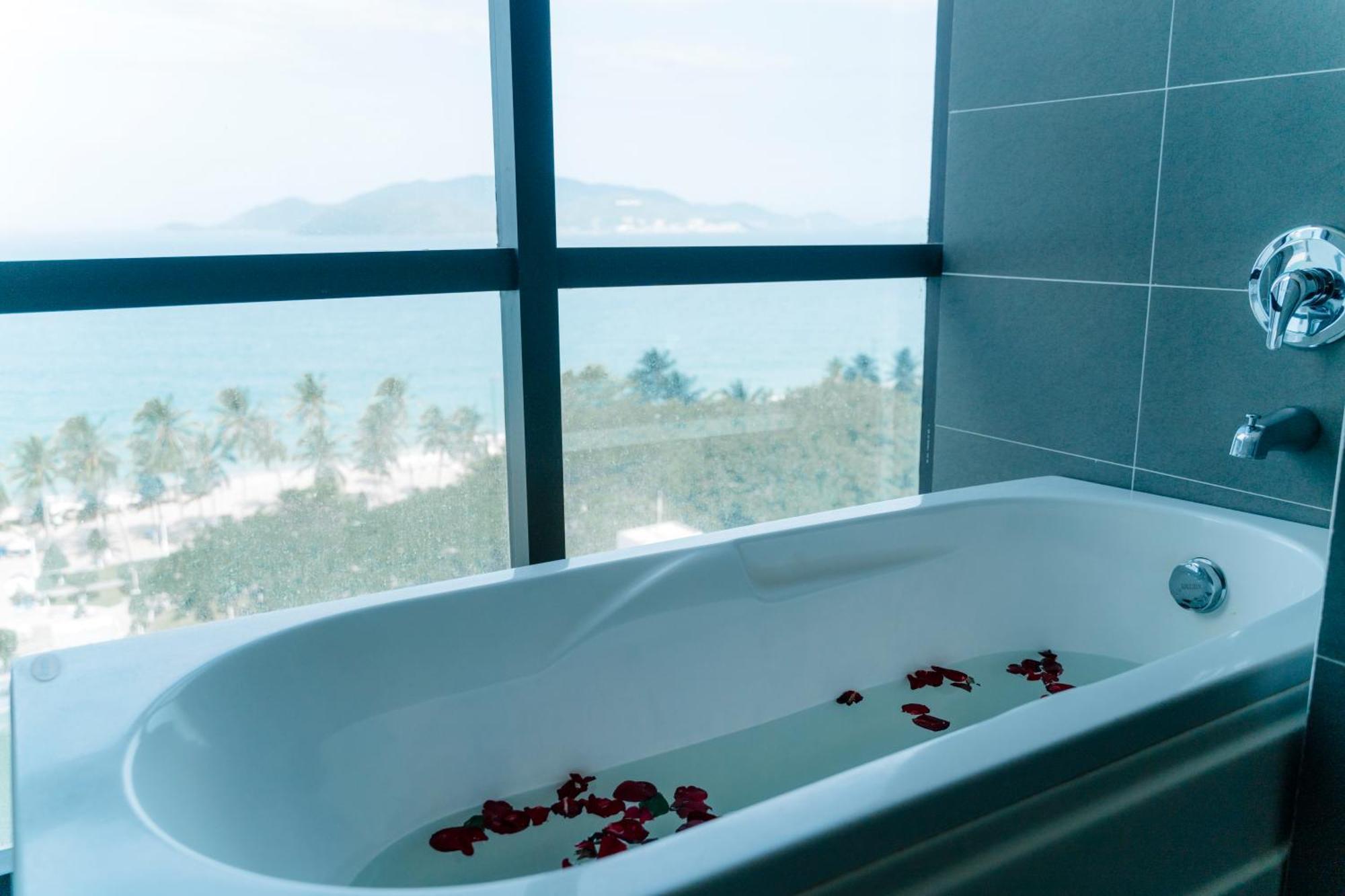 Senior Deluxe Room Sea View
