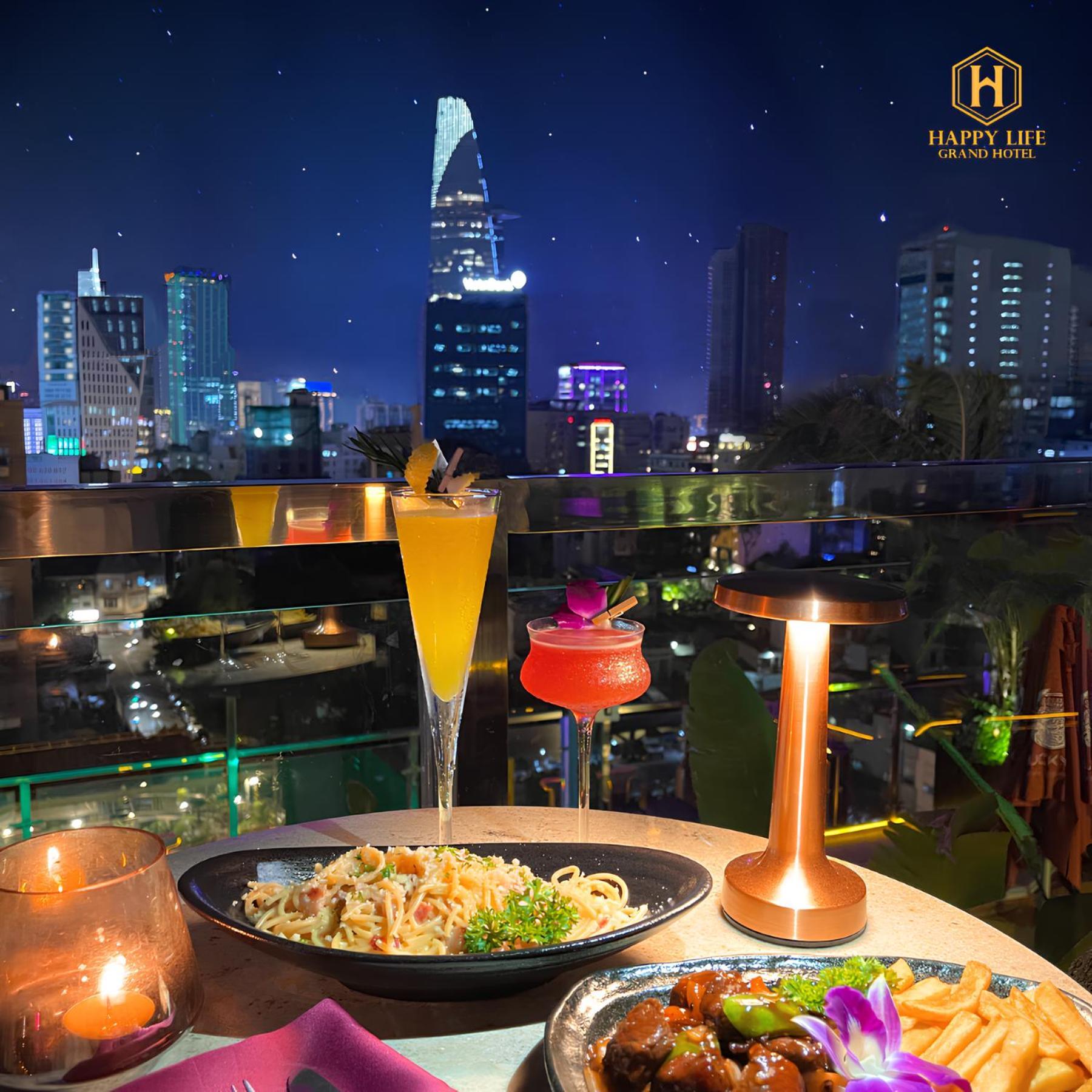 Deal Of The Day - Free Airport Drop Off & 1 Signature Cocktail