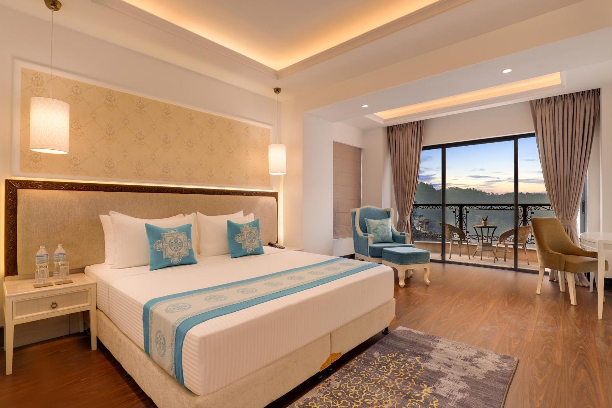 Premier Room: Dinner for 2 at Citrus Café with soft beverages (one time) + 15% off on ala carte menu (Food & Soft beverages)