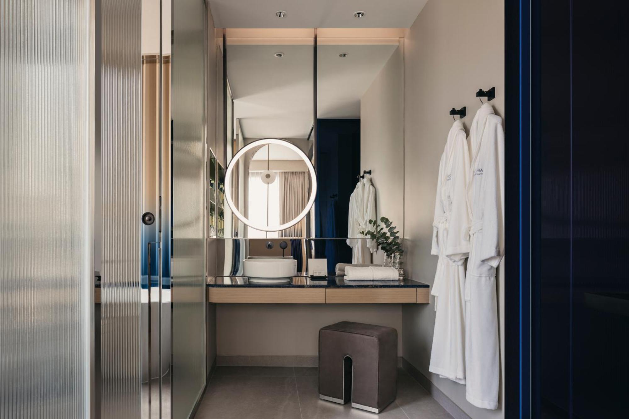 Suite met Kingsize Bed en Clubvoordelen - Hoge Verdieping