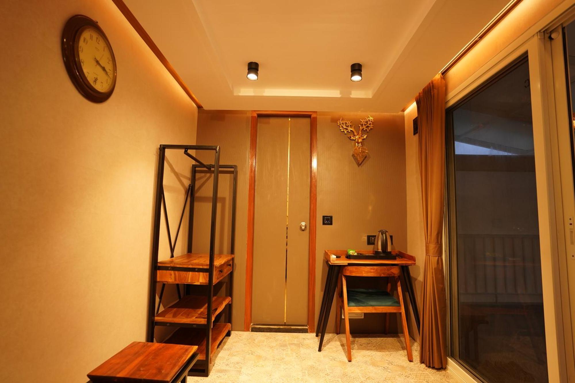 Superior Queen Room