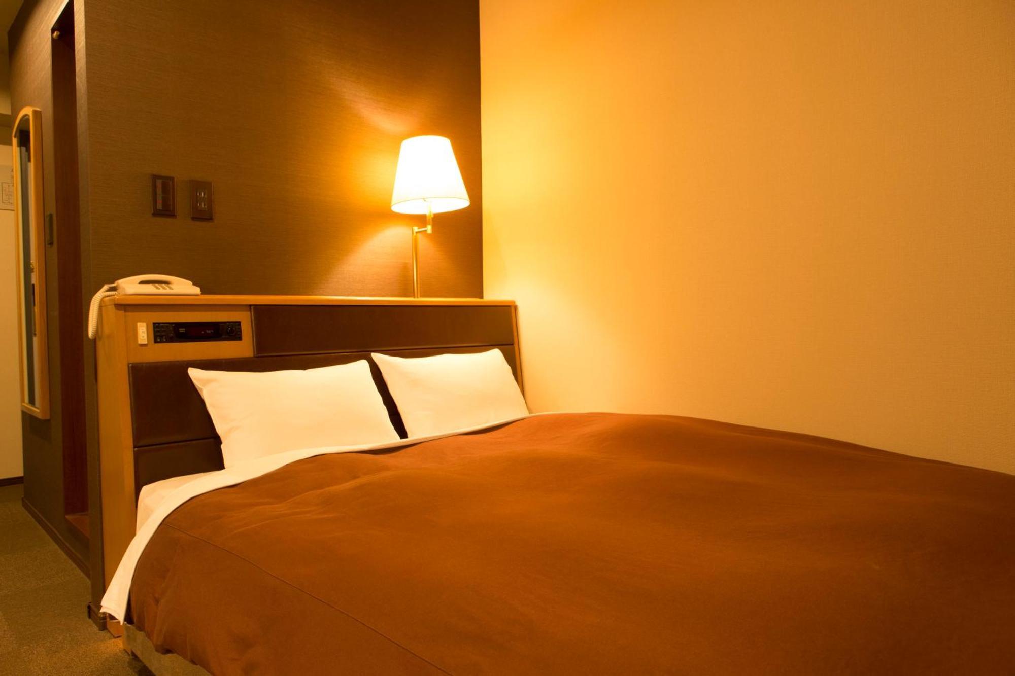 Camera con Letto Matrimoniale alla Francese