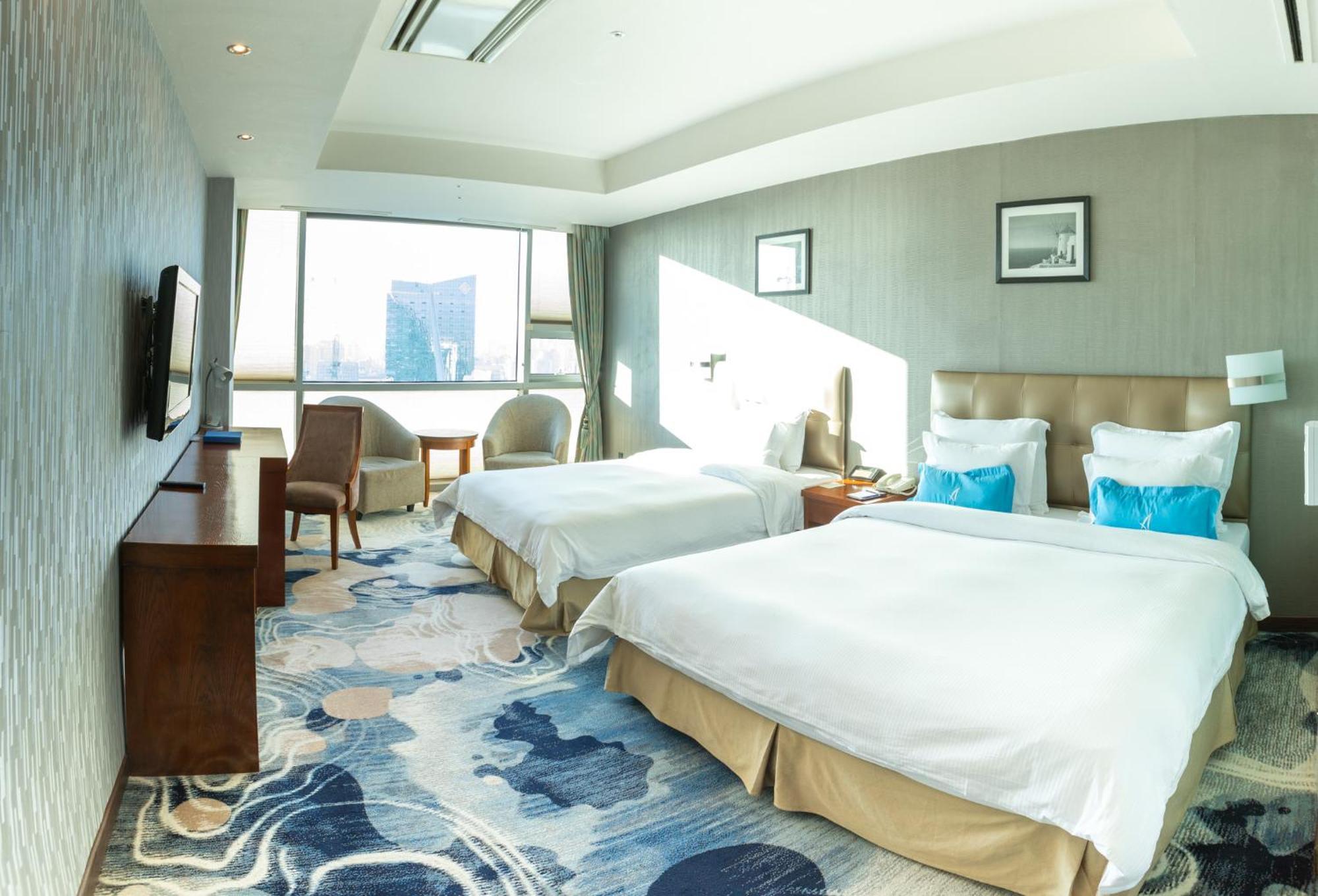 Deluxe Suite Panoramic View