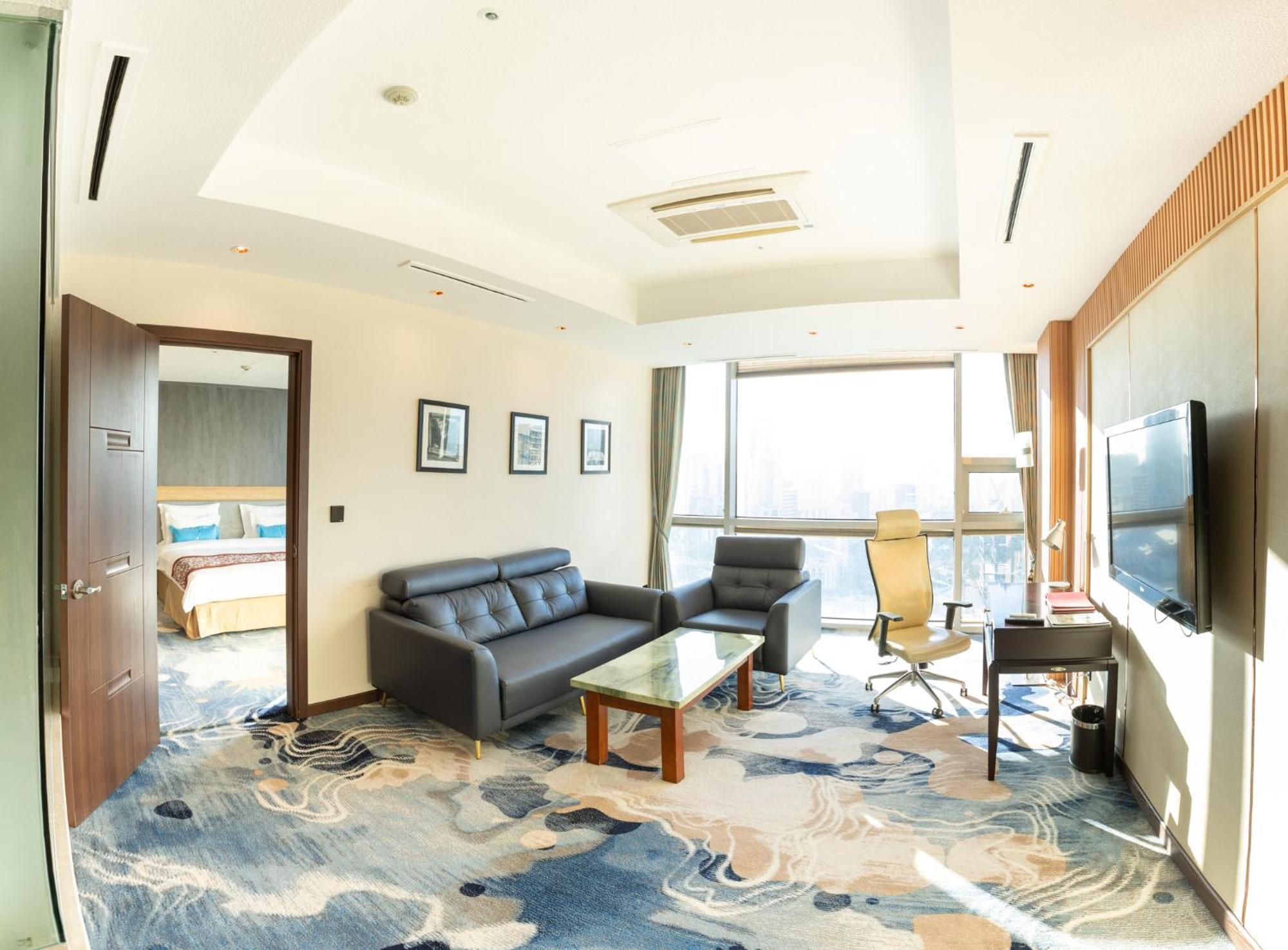 Deluxe Suite Panoramic View