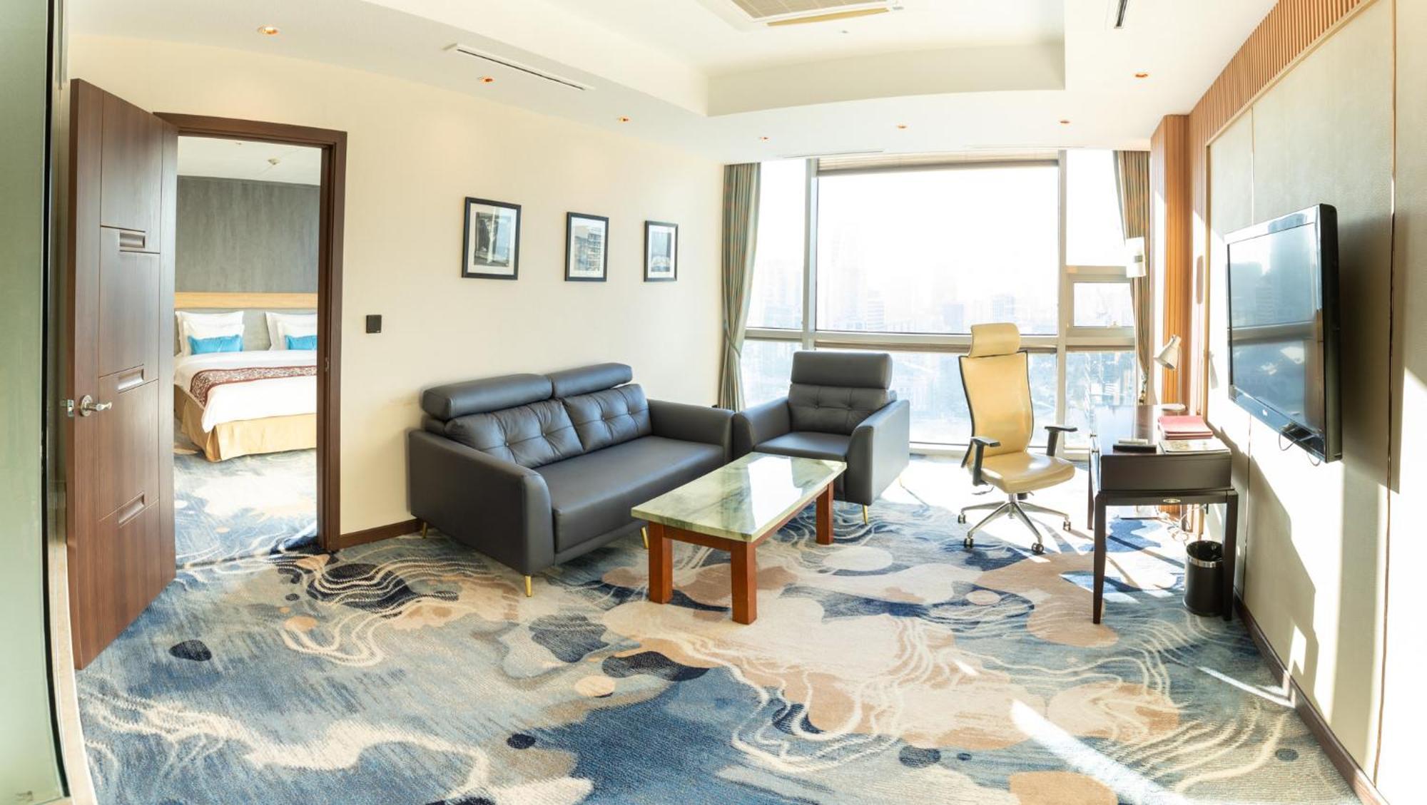 Deluxe Suite Panoramic View