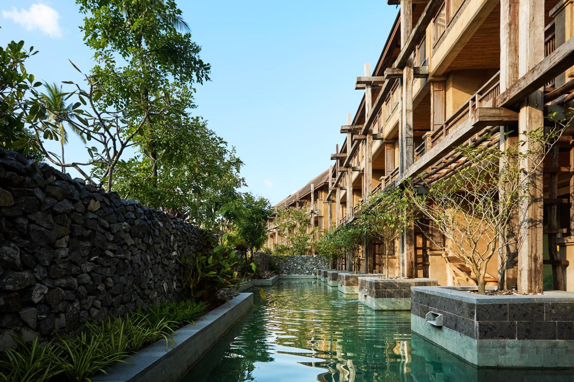 Premium King Room with Sea View and Pool Access,1627224467:JPEG