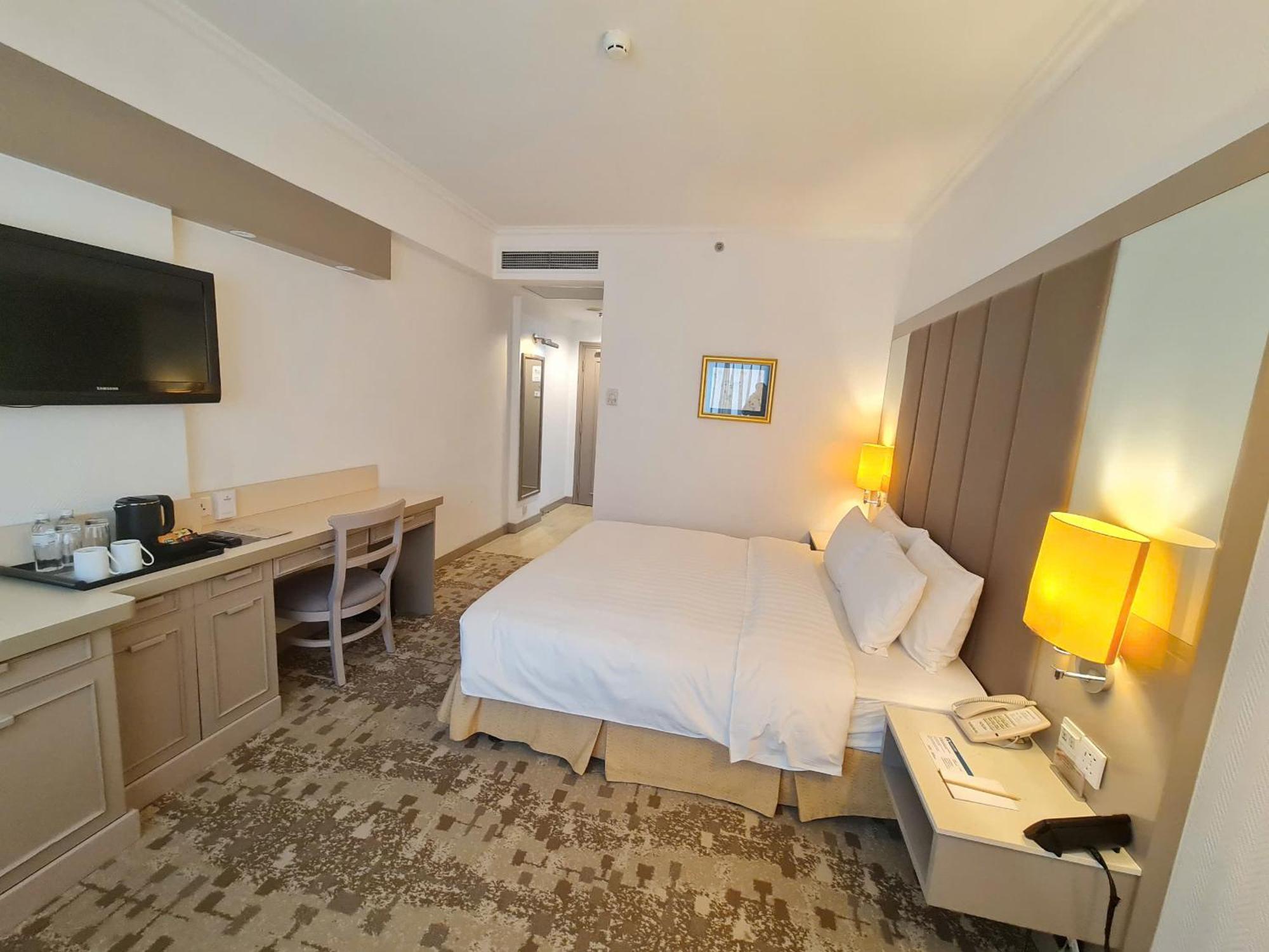 Superior King Room