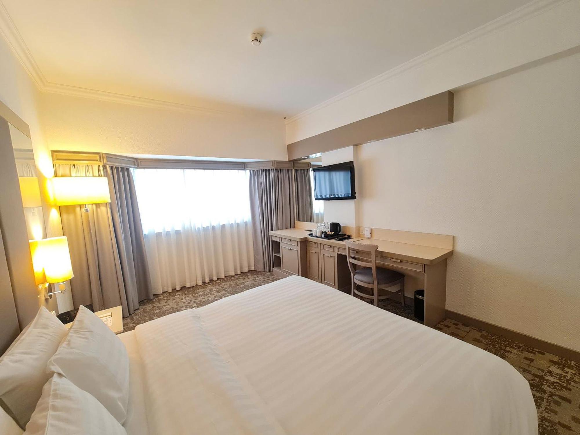 Superior King Room