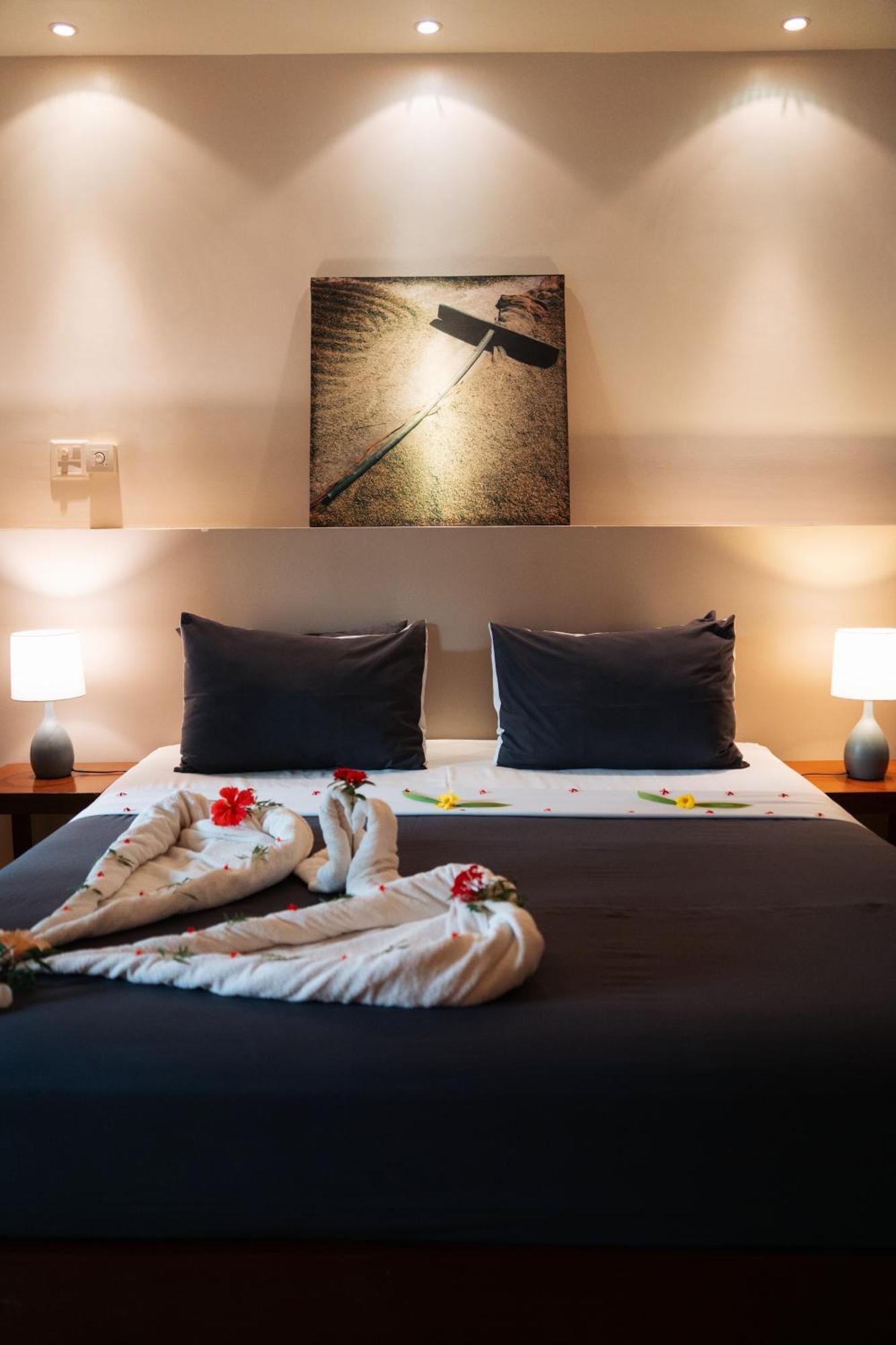Double or Twin Room Garden View