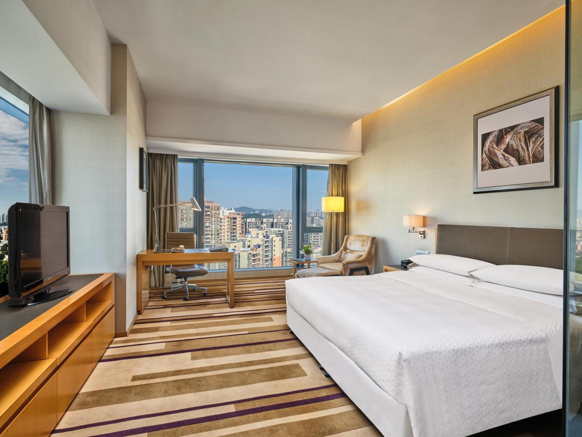 Comfort King Room