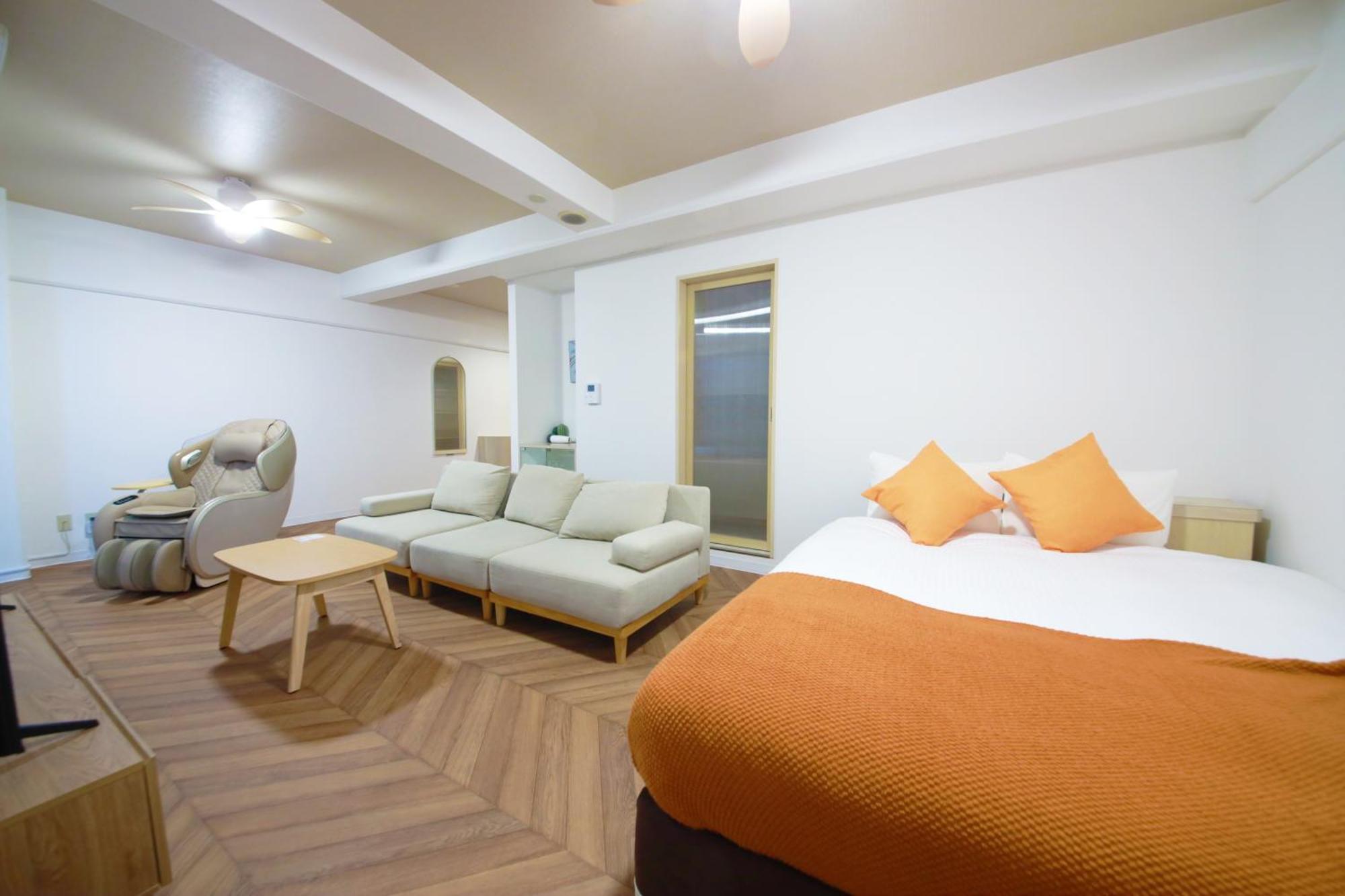 Junior Suite Room 1 Queen Bed 1 Sofa Non-Smoking Cleaning Fee Extra No Cleaning Consecutive Stays