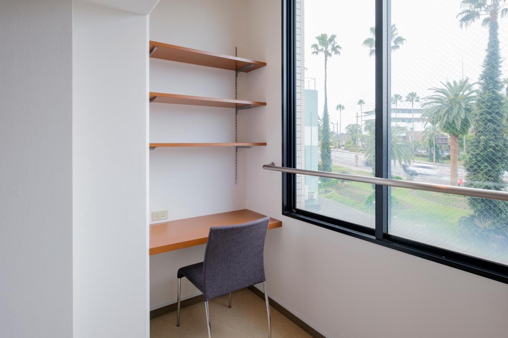 Junior Suite Room 1 Queen Bed 1 Sofa Non-Smoking Cleaning Fee Extra No Cleaning Consecutive Stays