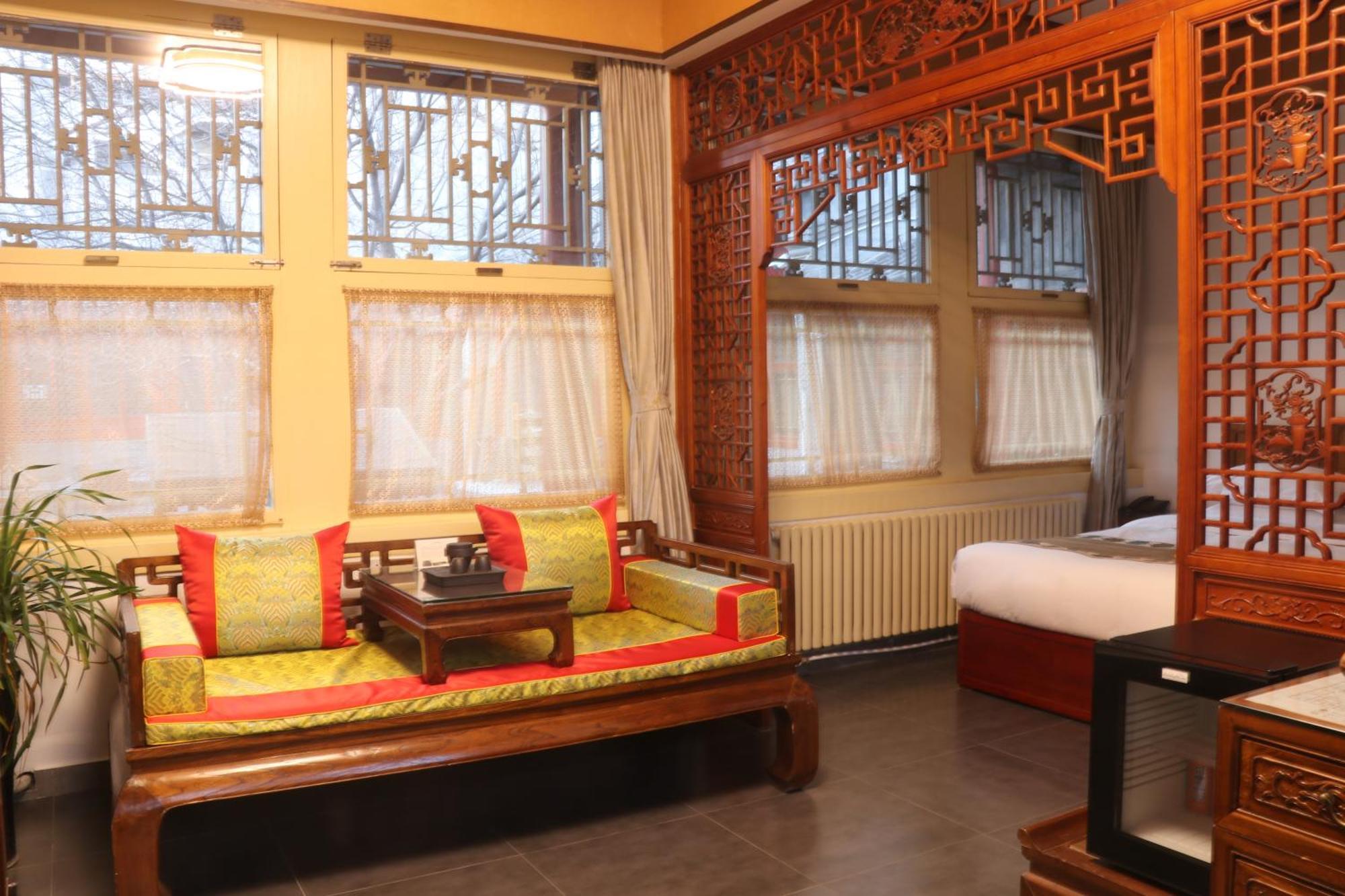 Deluxe Business Suite