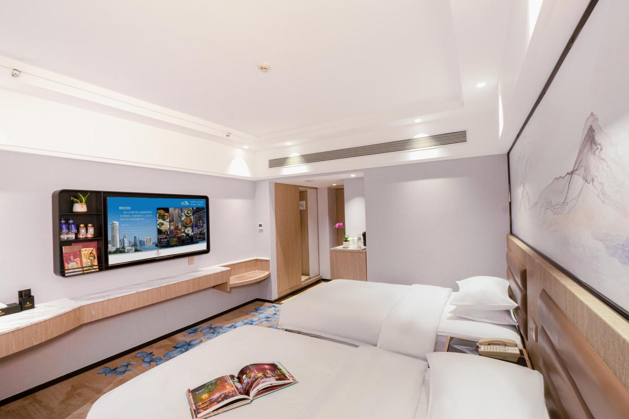 Elegant River View Room（Twin Bed））
