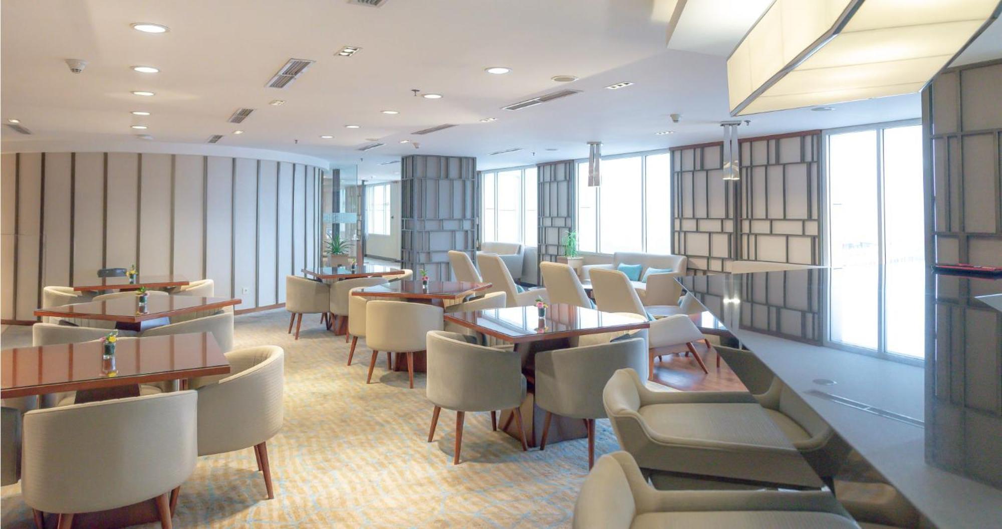 Grand Deluxe Twin Room