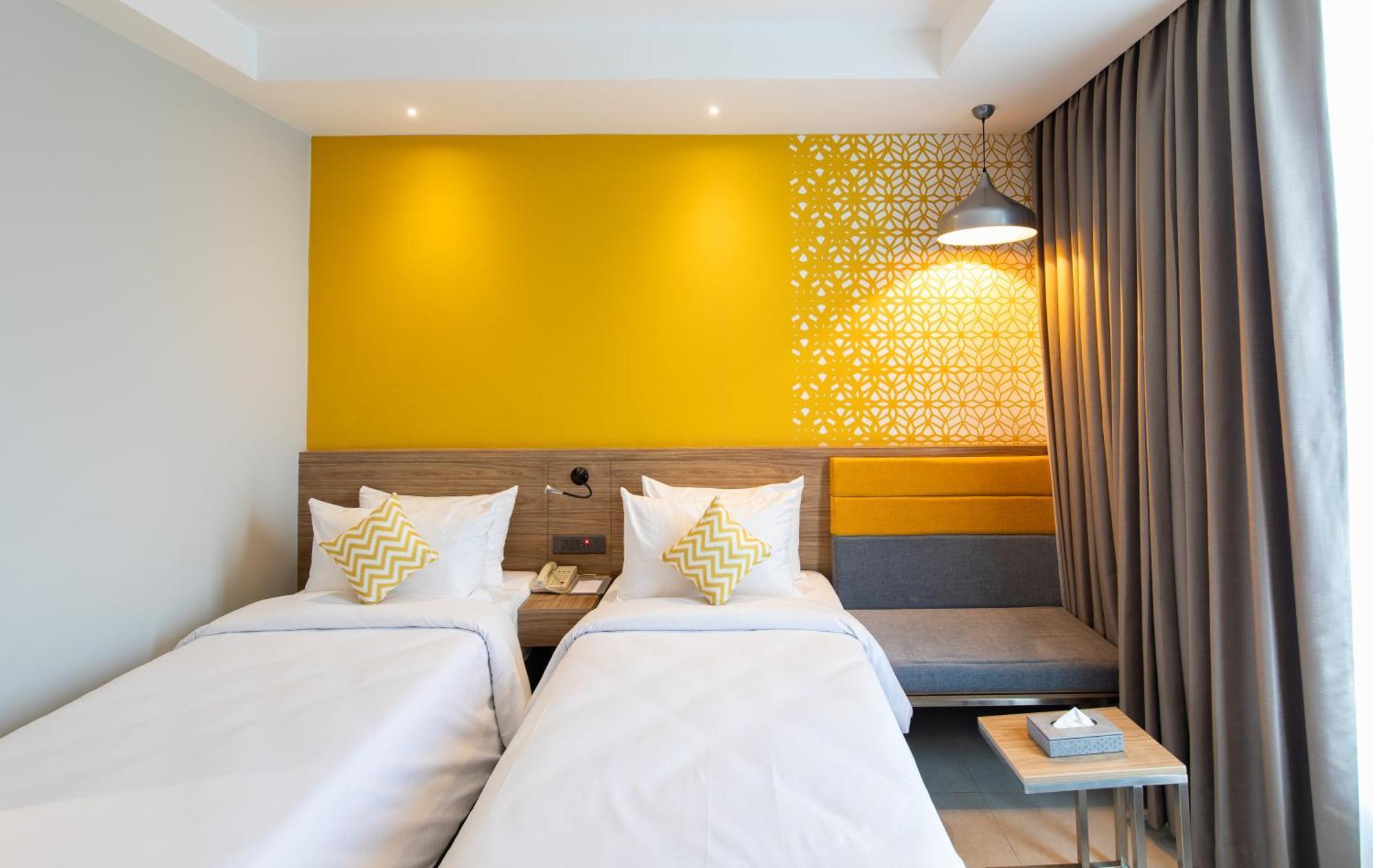 Deluxe Twin Room with 20% discount on food, beverage and laundry 