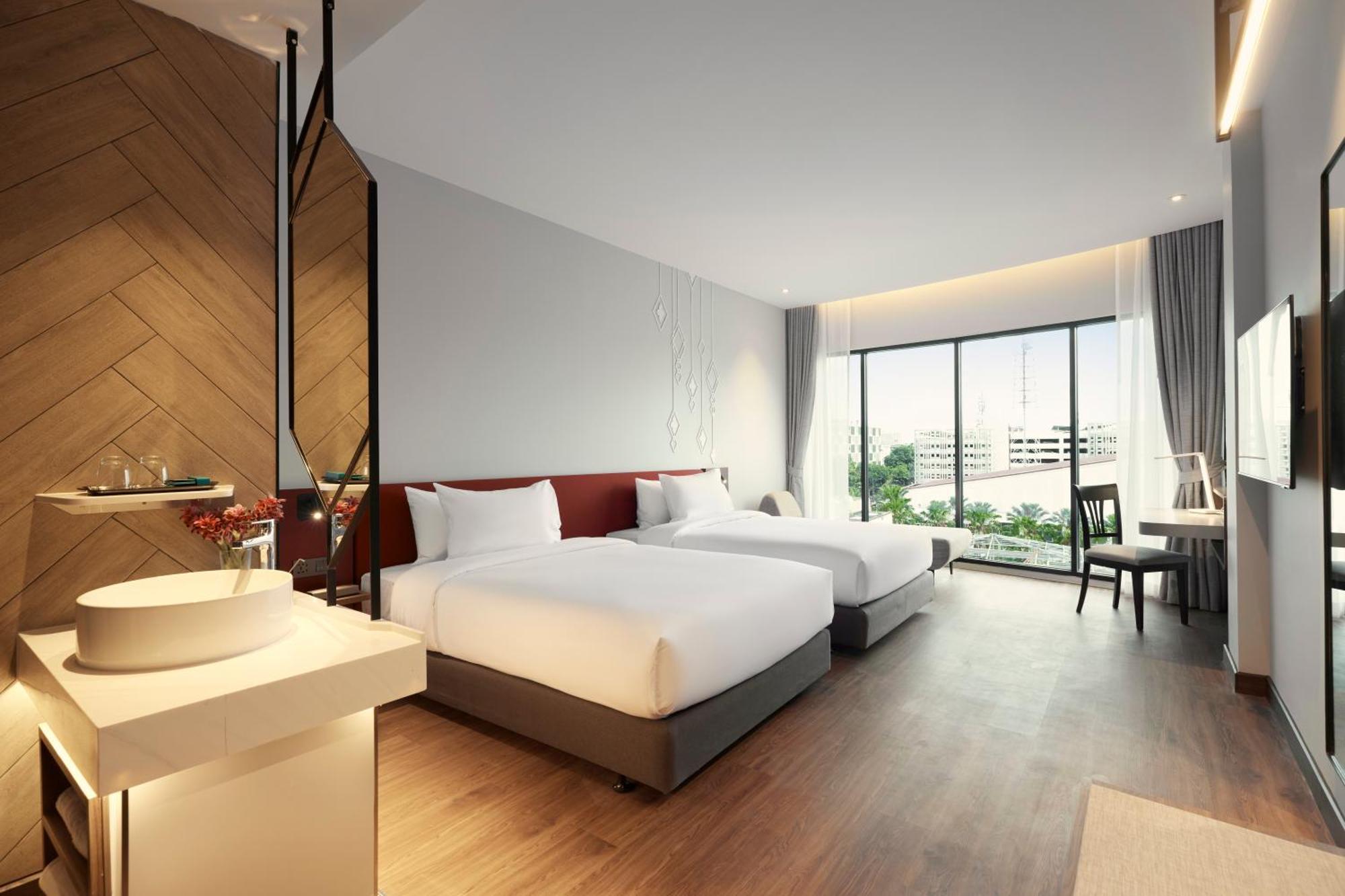Twin Room,1398248738:JPEG