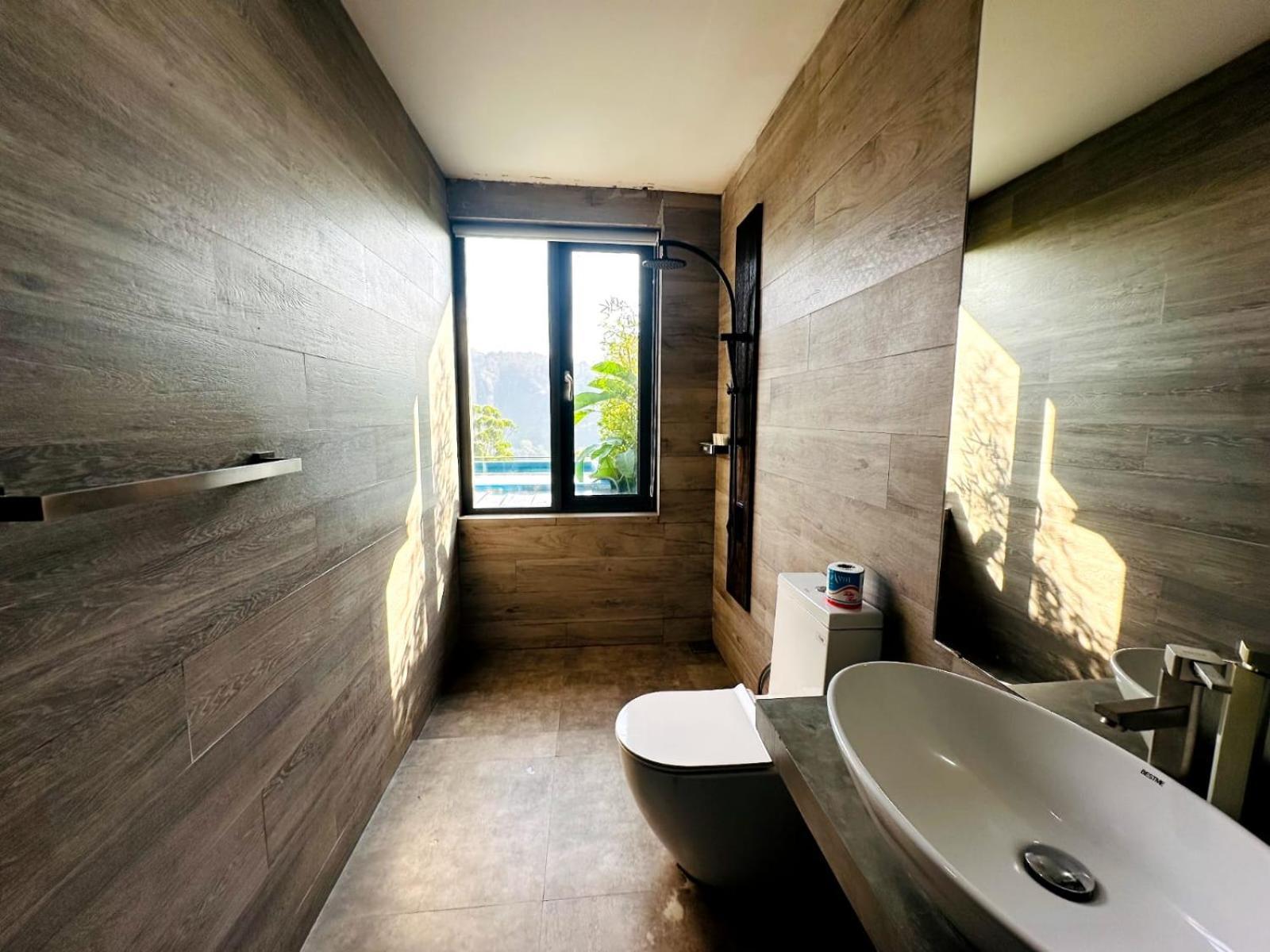 Deluxe Double Room Bath