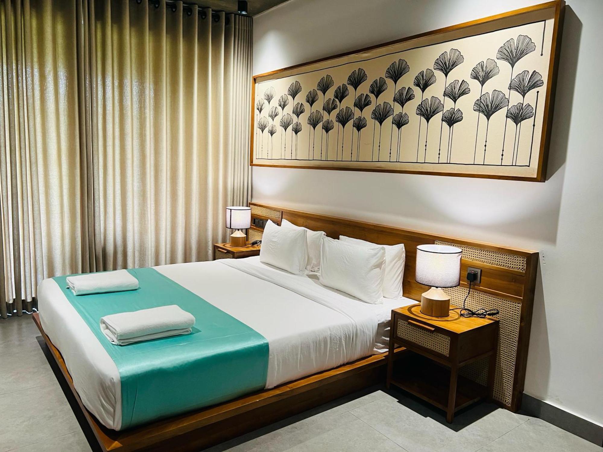 Deluxe King Room