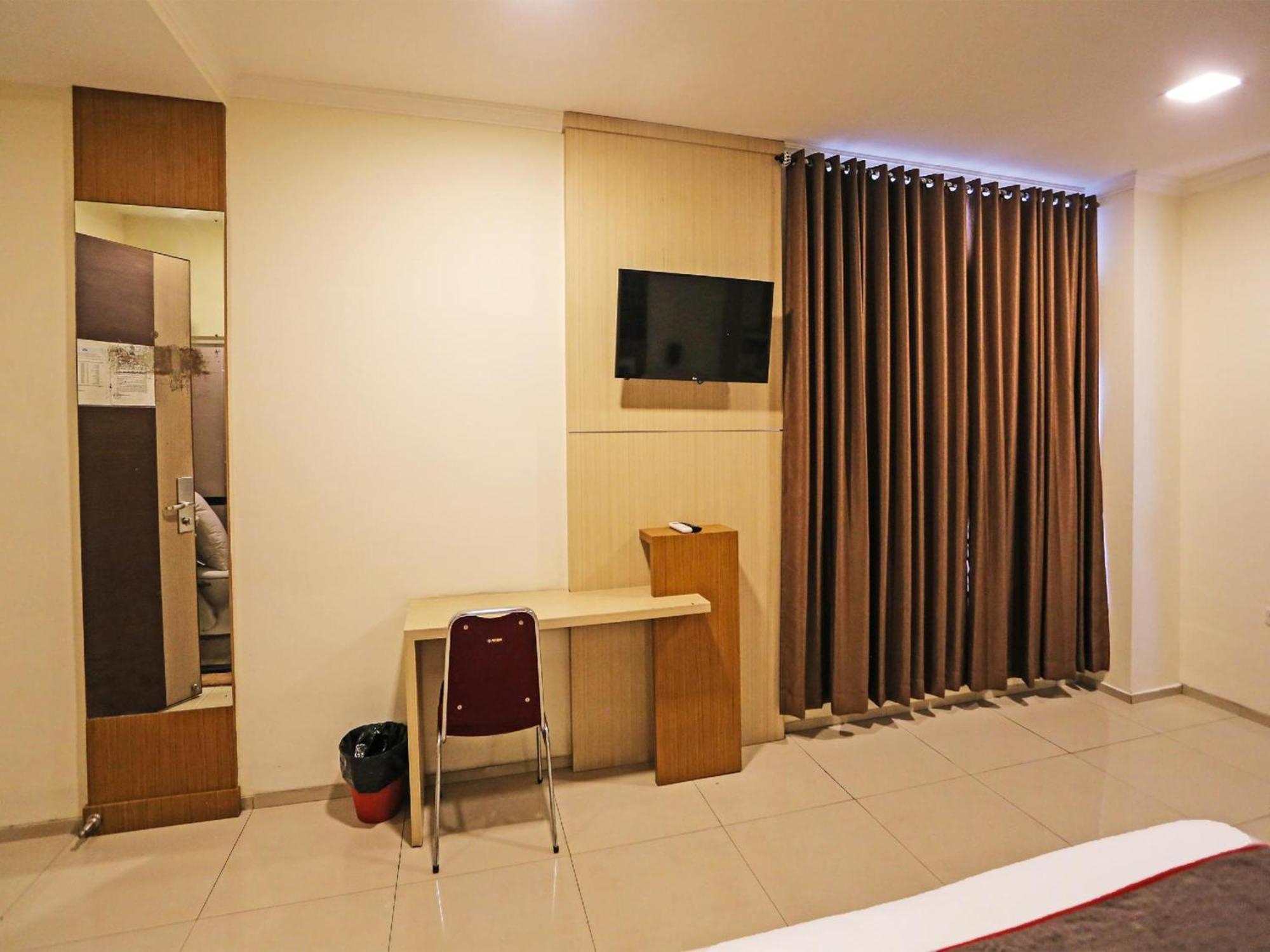 Deluxe Double Room,1658850838:JPEG