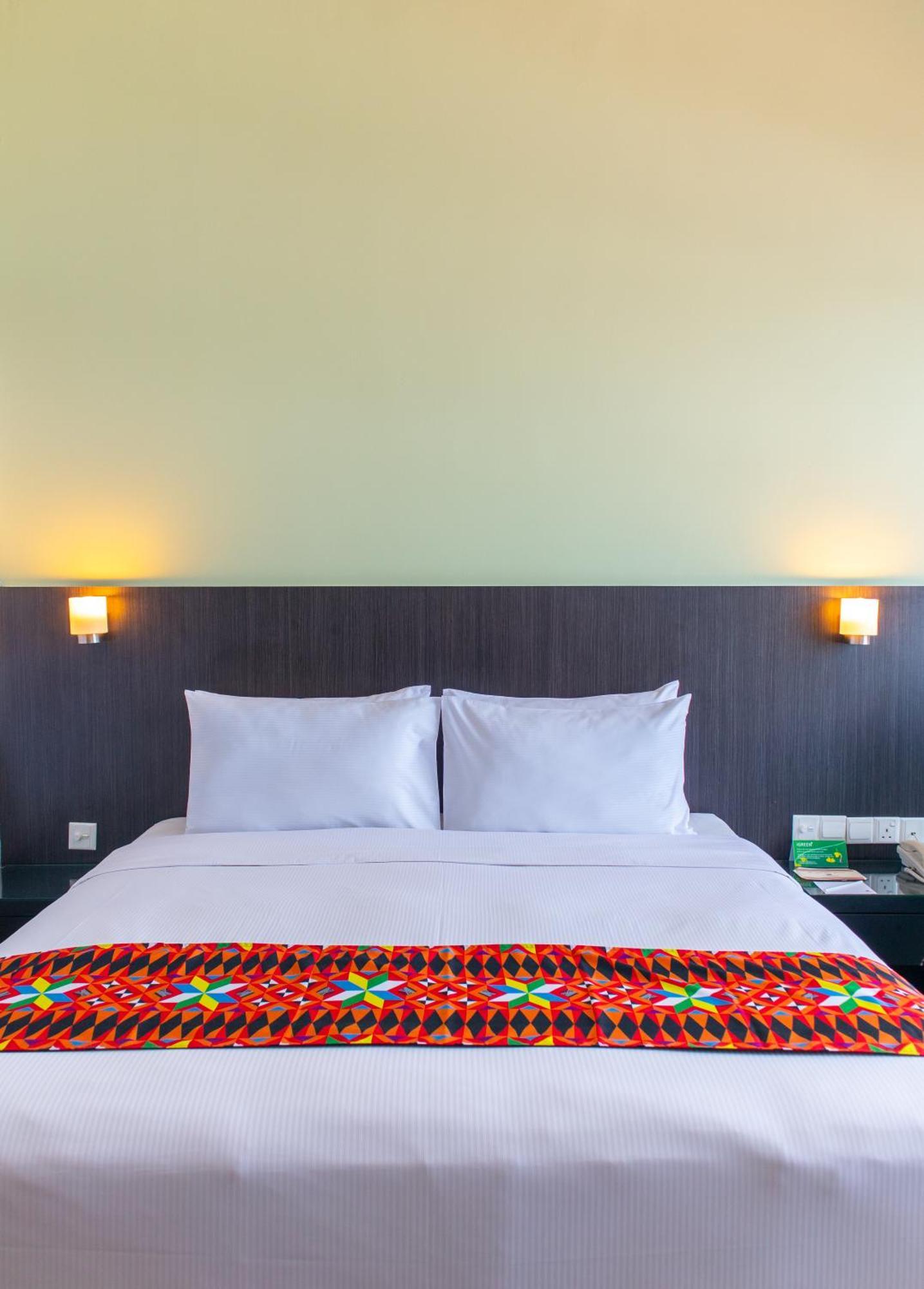 Deluxe Double or Twin Room,1671878603:JPEG