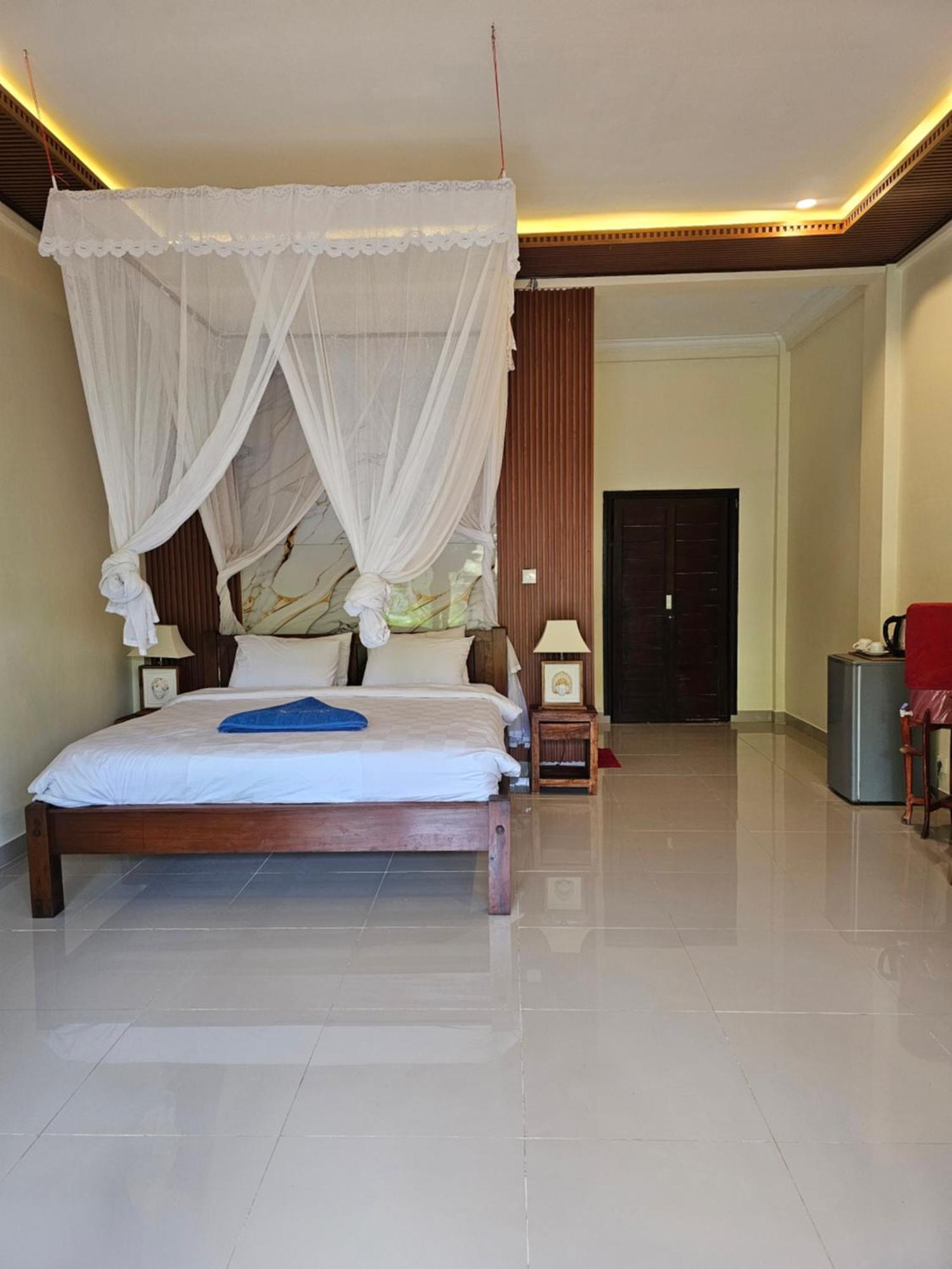 Deluxe Double Room Garden View