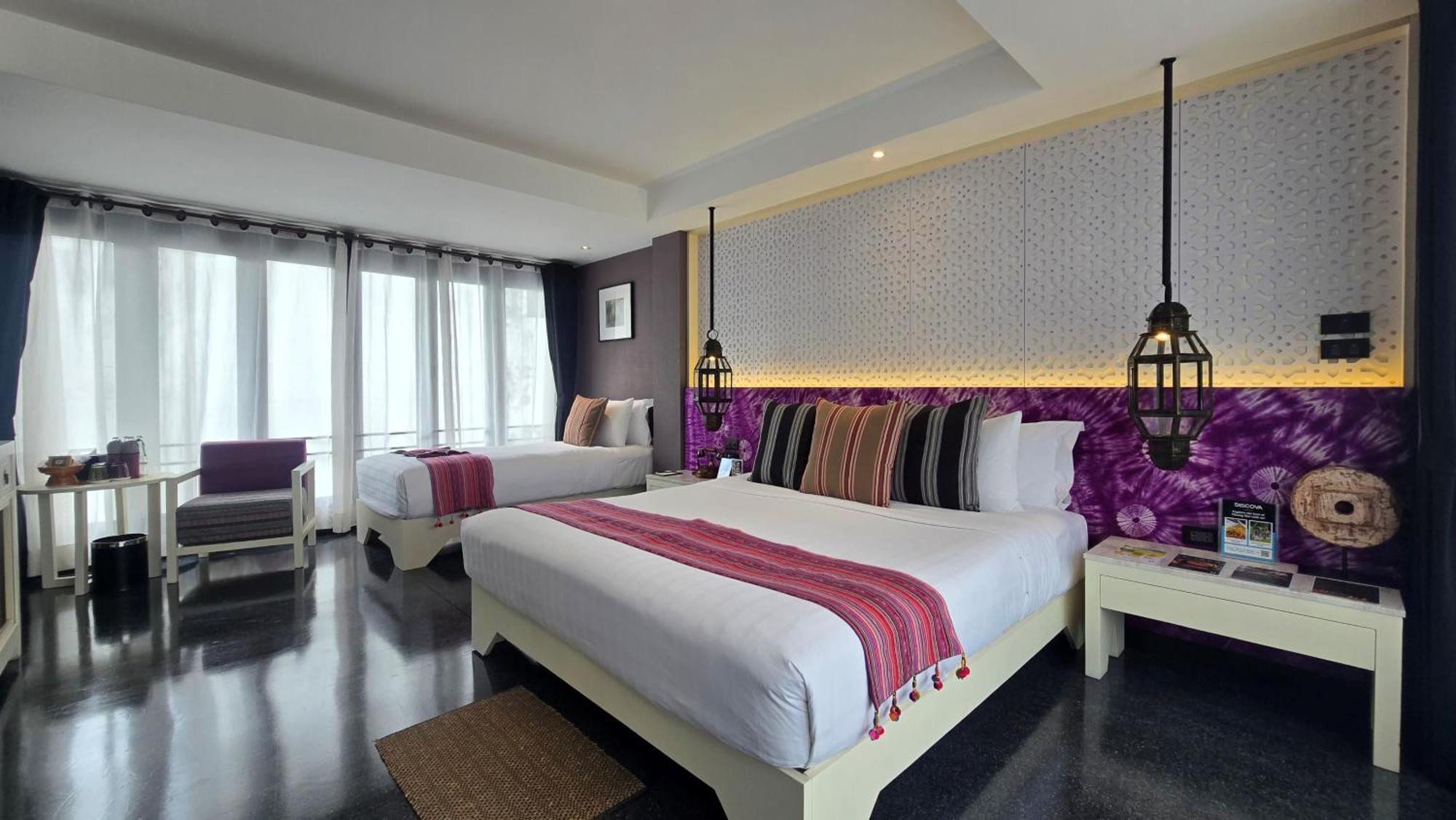 Deluxe Triple with Bathtub (24 Hours Use of Room),1676738640:JPEG