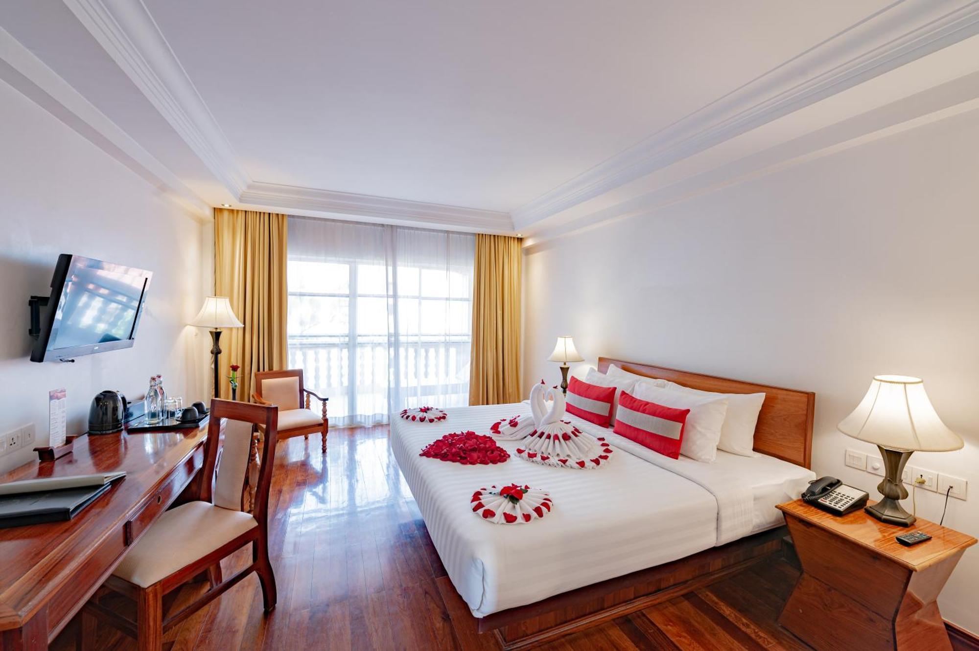 Premium Deluxe Room,1742668162:JPEG