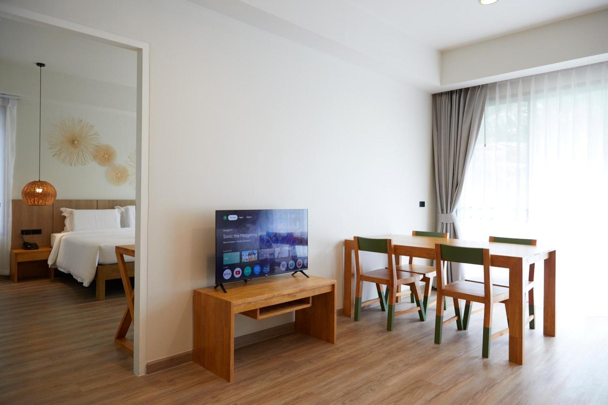 Leela Signature Family Suite (2-Bedroom, Sleeps 4)