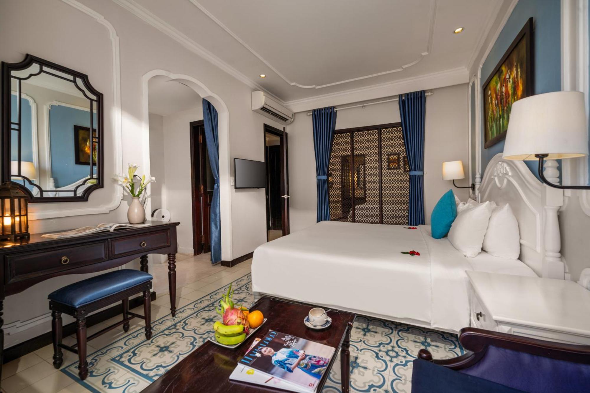 Family Suite with Balcony